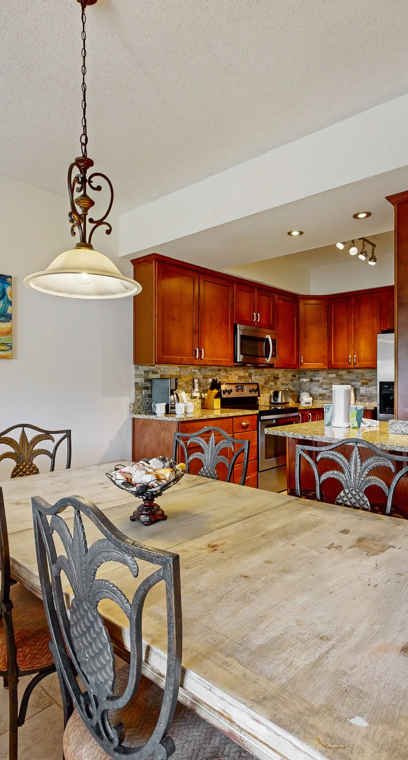 Resort Condo with Pools Hot Tub Sauna and Gym