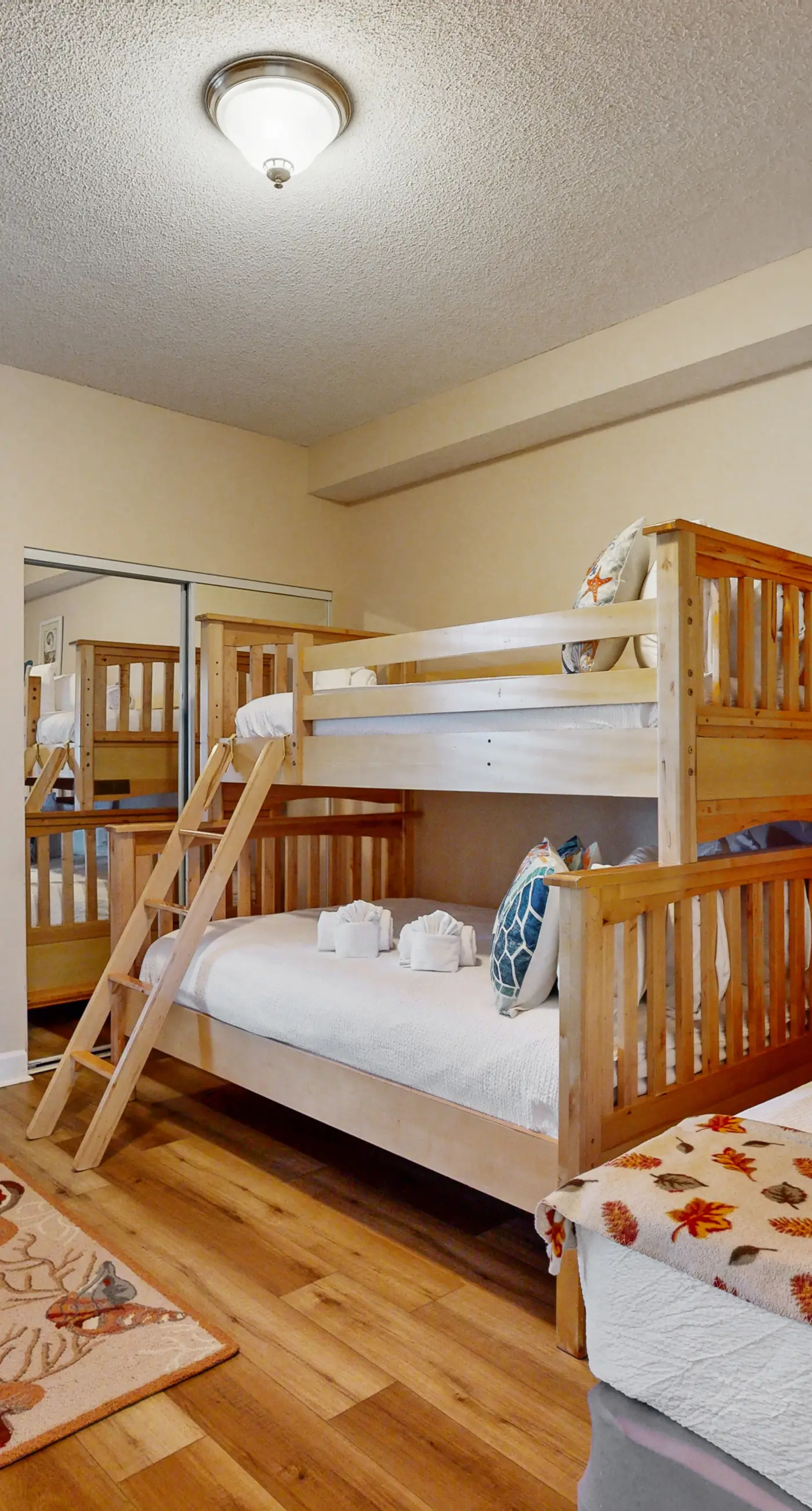 Resort Condo with Pools Hot Tub Sauna and Gym