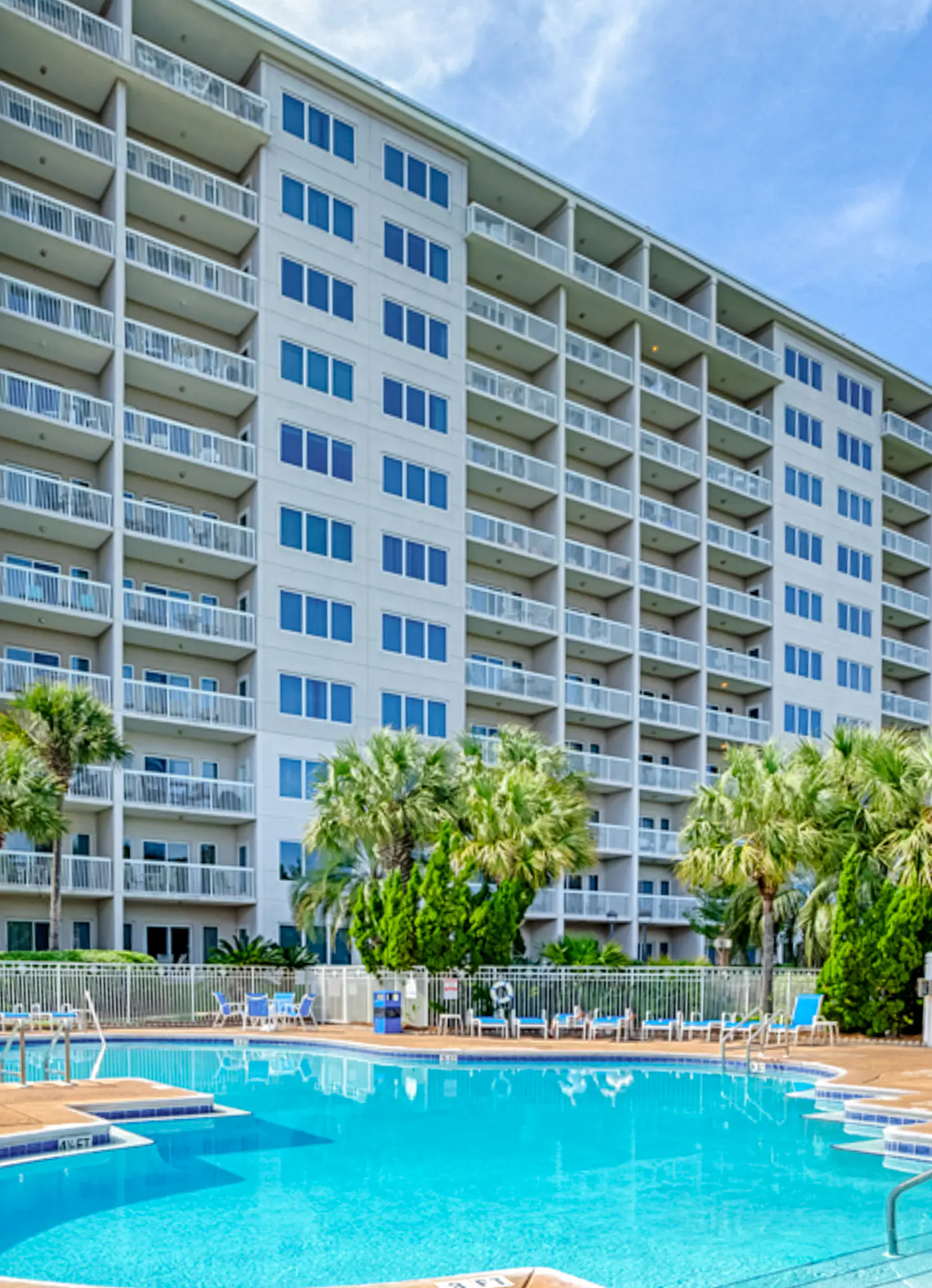Resort Condo with Pools Hot Tub Sauna and Gym