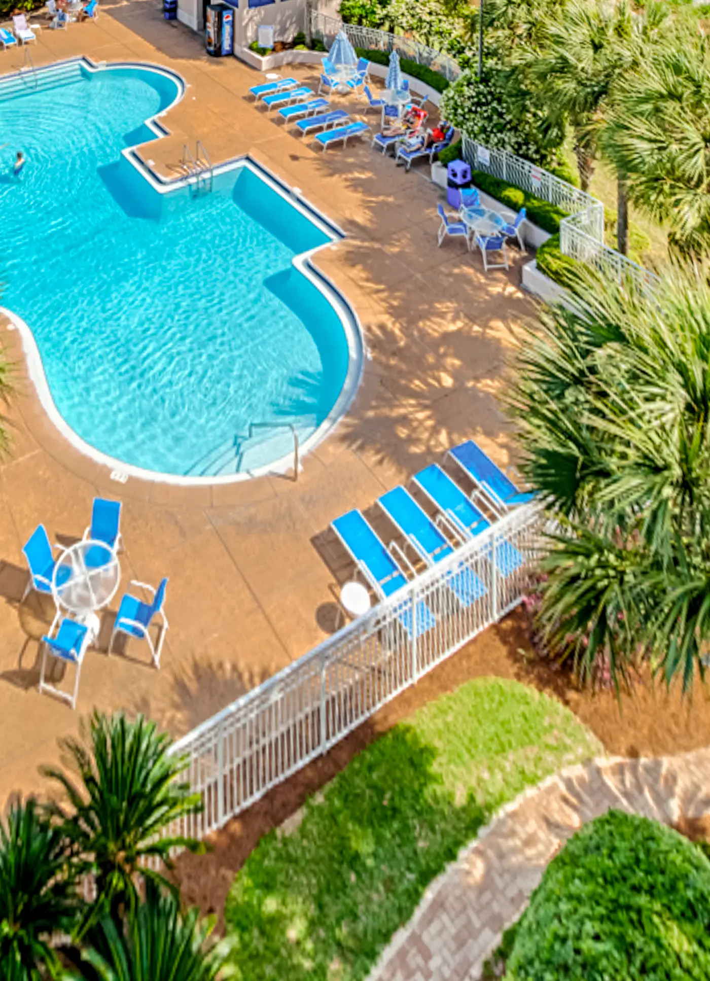 Resort Condo with Pools Hot Tub Sauna and Gym