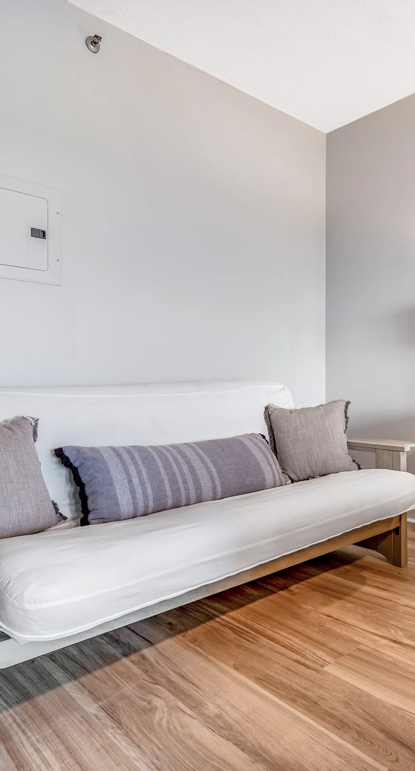 Gulf View Studio with Balcony Pools and Tennis