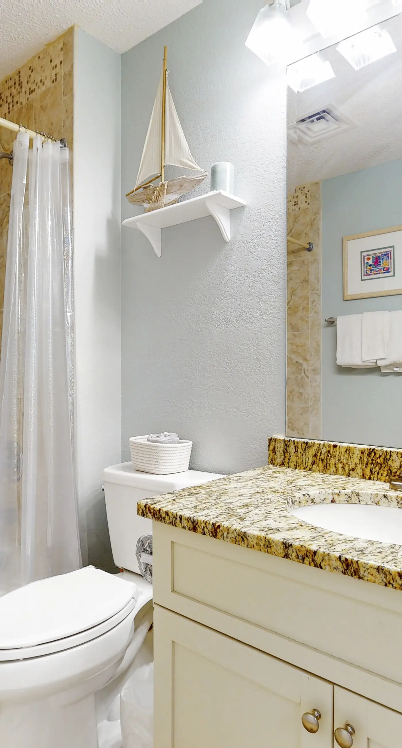 Sunrise-View Condo with Pools Tennis and Tram