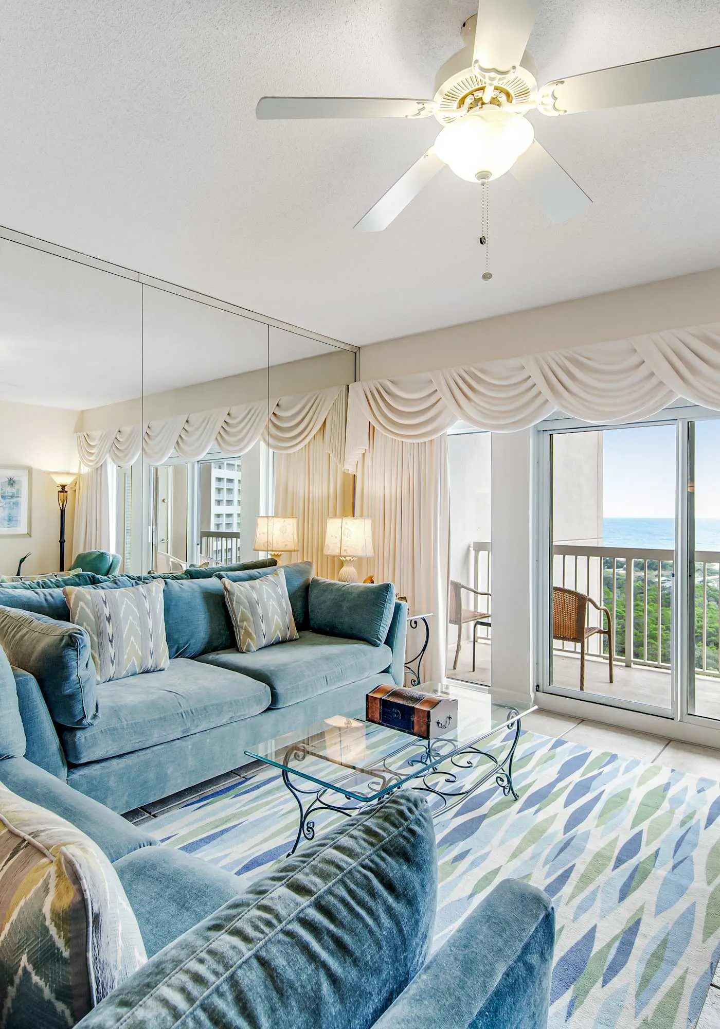 2BR Gulf view, private balcony, pool access