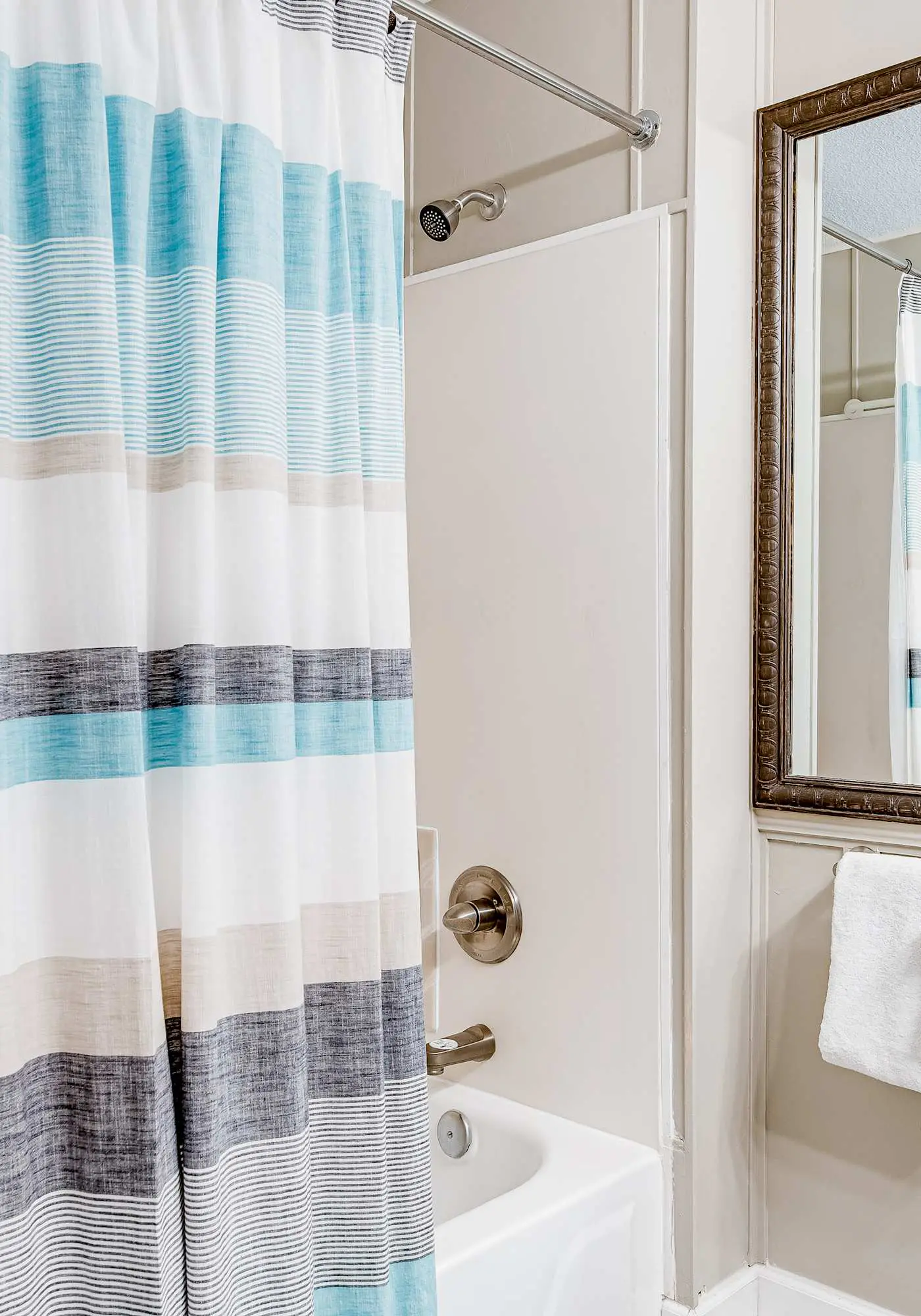 Exclusive Gulf view condo with hot tub access