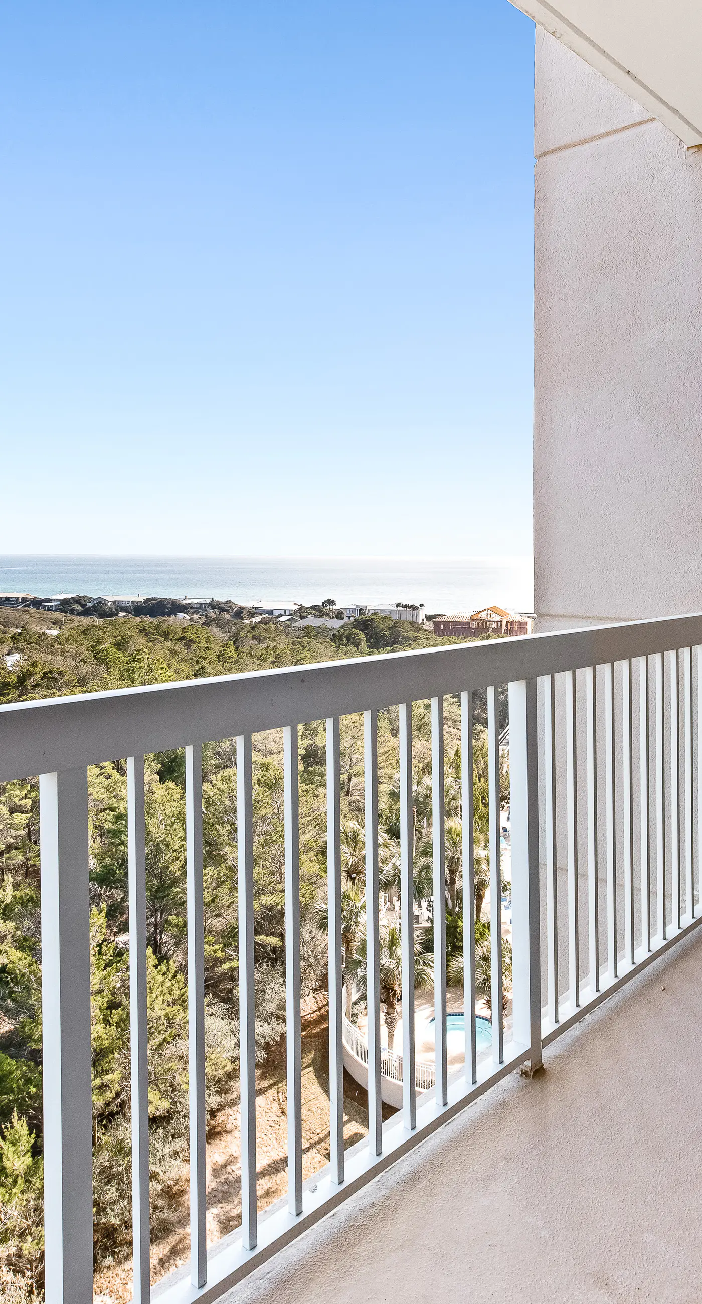 Ocean View Studio with Pool and Hot Tub