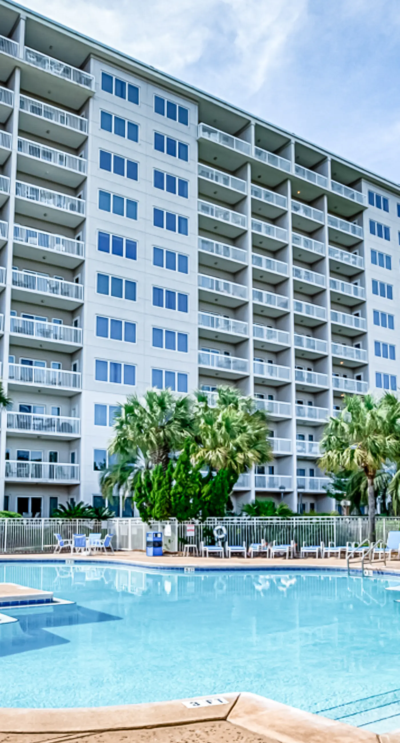 Ocean View Studio with Pool and Hot Tub