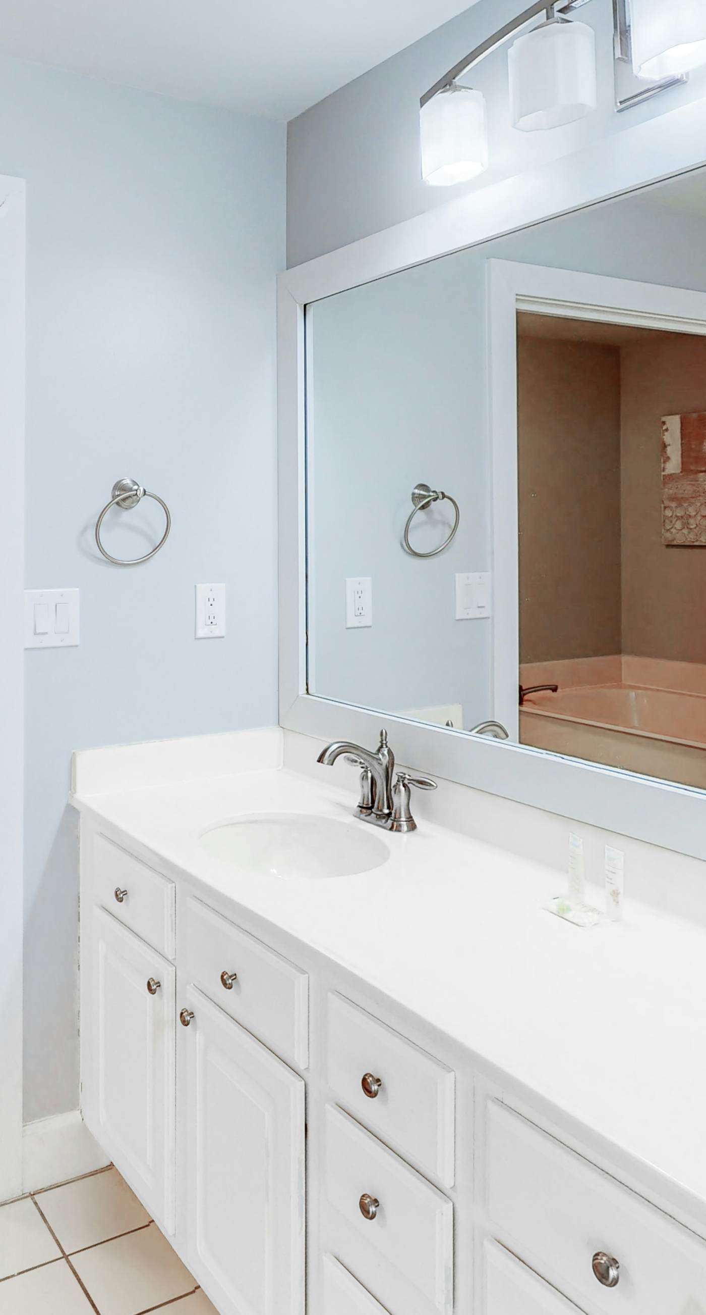 Beachfront Retreat with Pools and Hot Tub