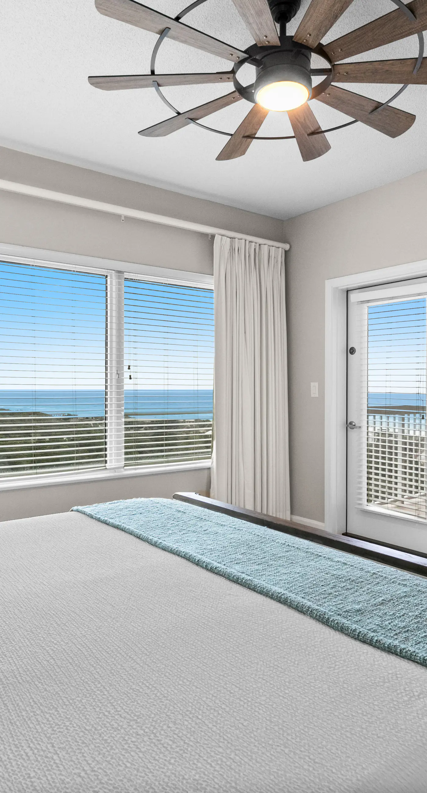 Remodeled Ocean View Suite with Balcony and Pool