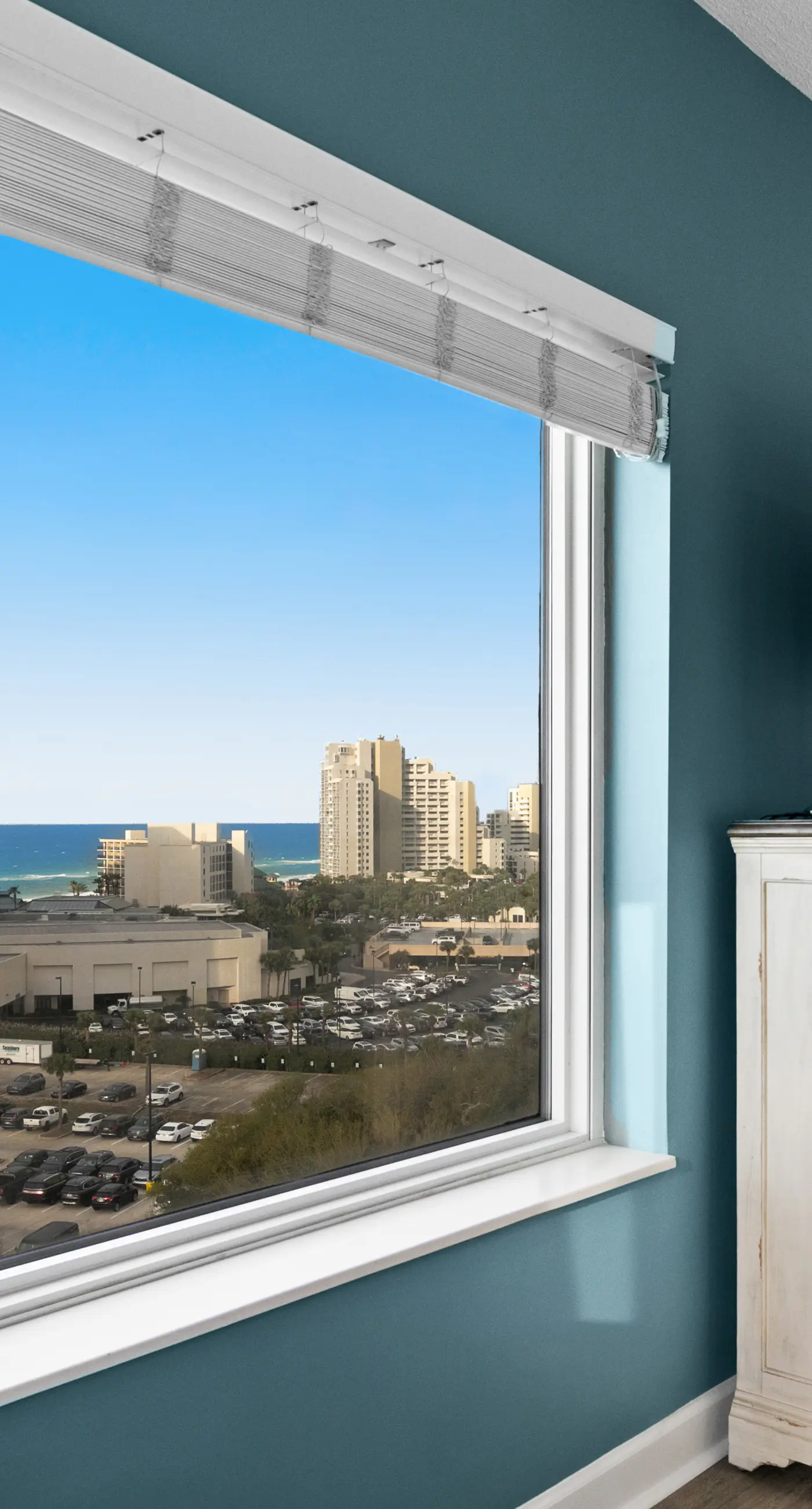 Remodeled Ocean View Suite with Balcony and Pool