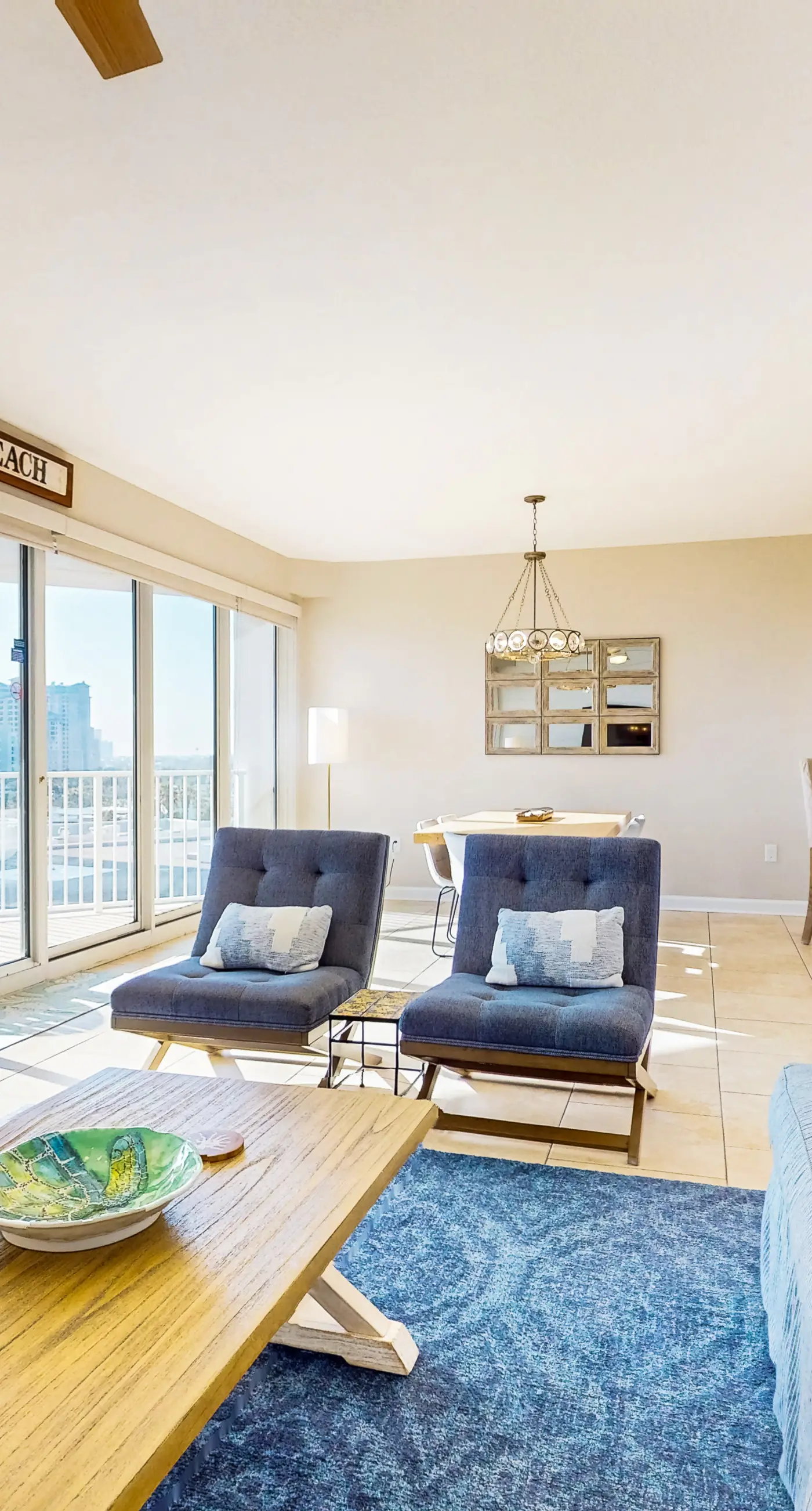 Exclusive beachfront: Gulf views, sleeps 6