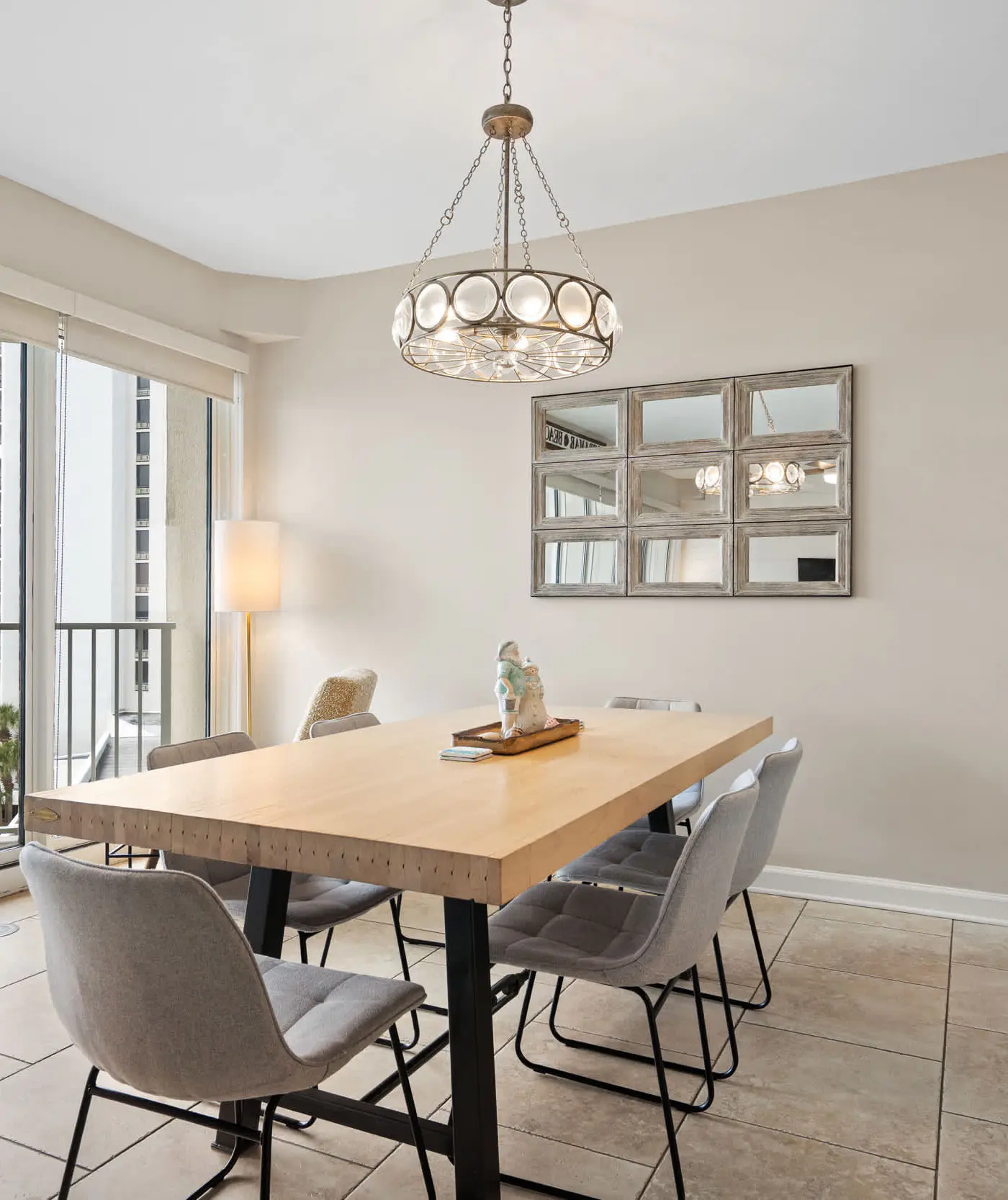 Exclusive beachfront: Gulf views, sleeps 6