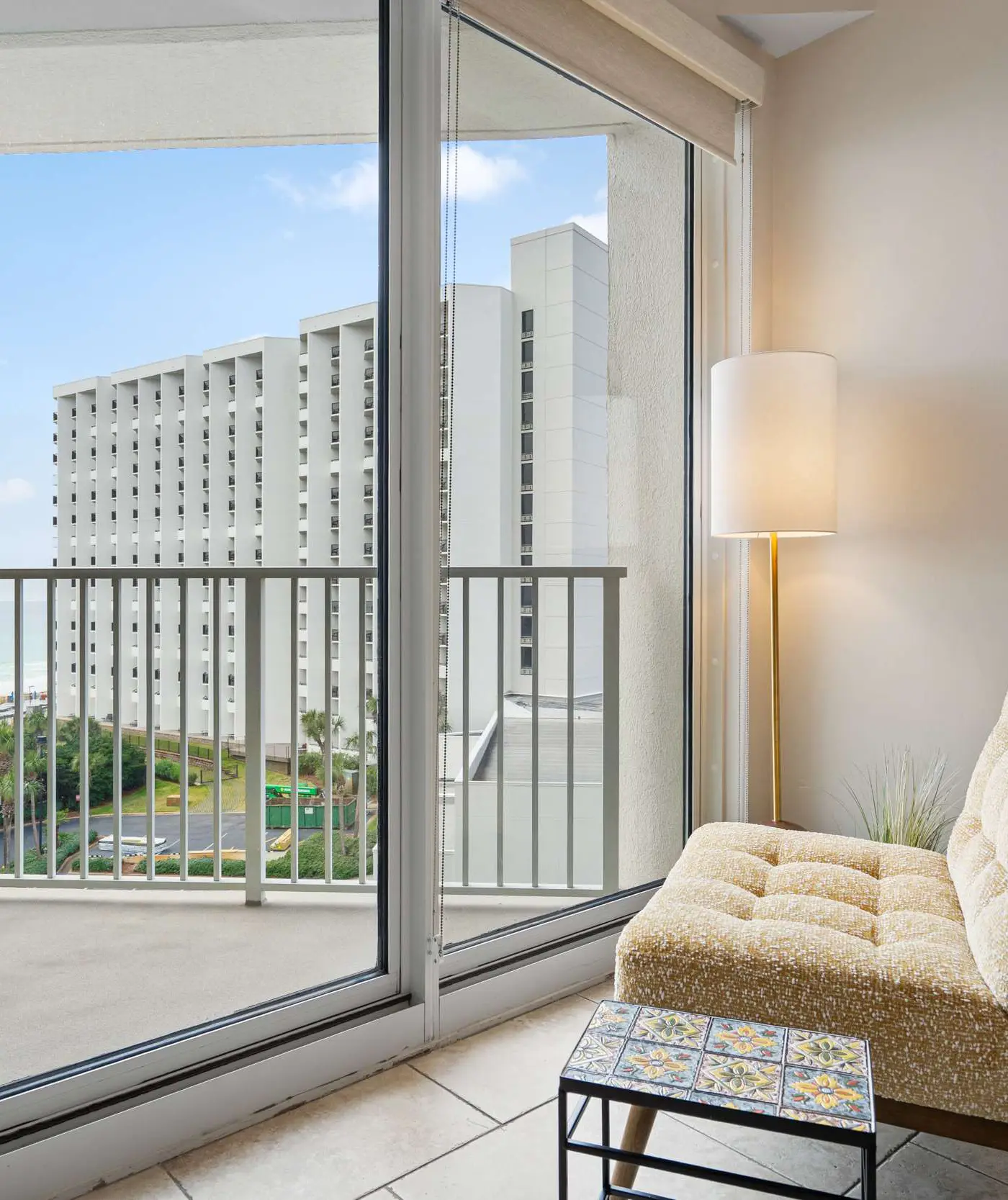 Exclusive beachfront: Gulf views, sleeps 6