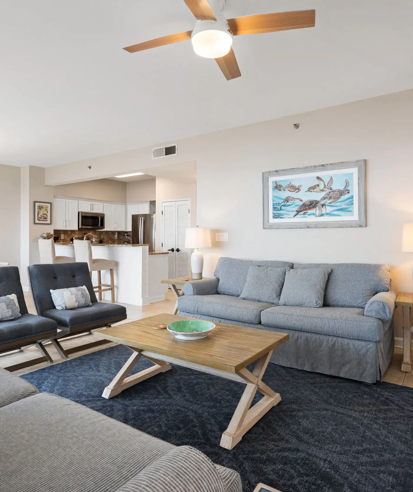 Exclusive beachfront: Gulf views, sleeps 6