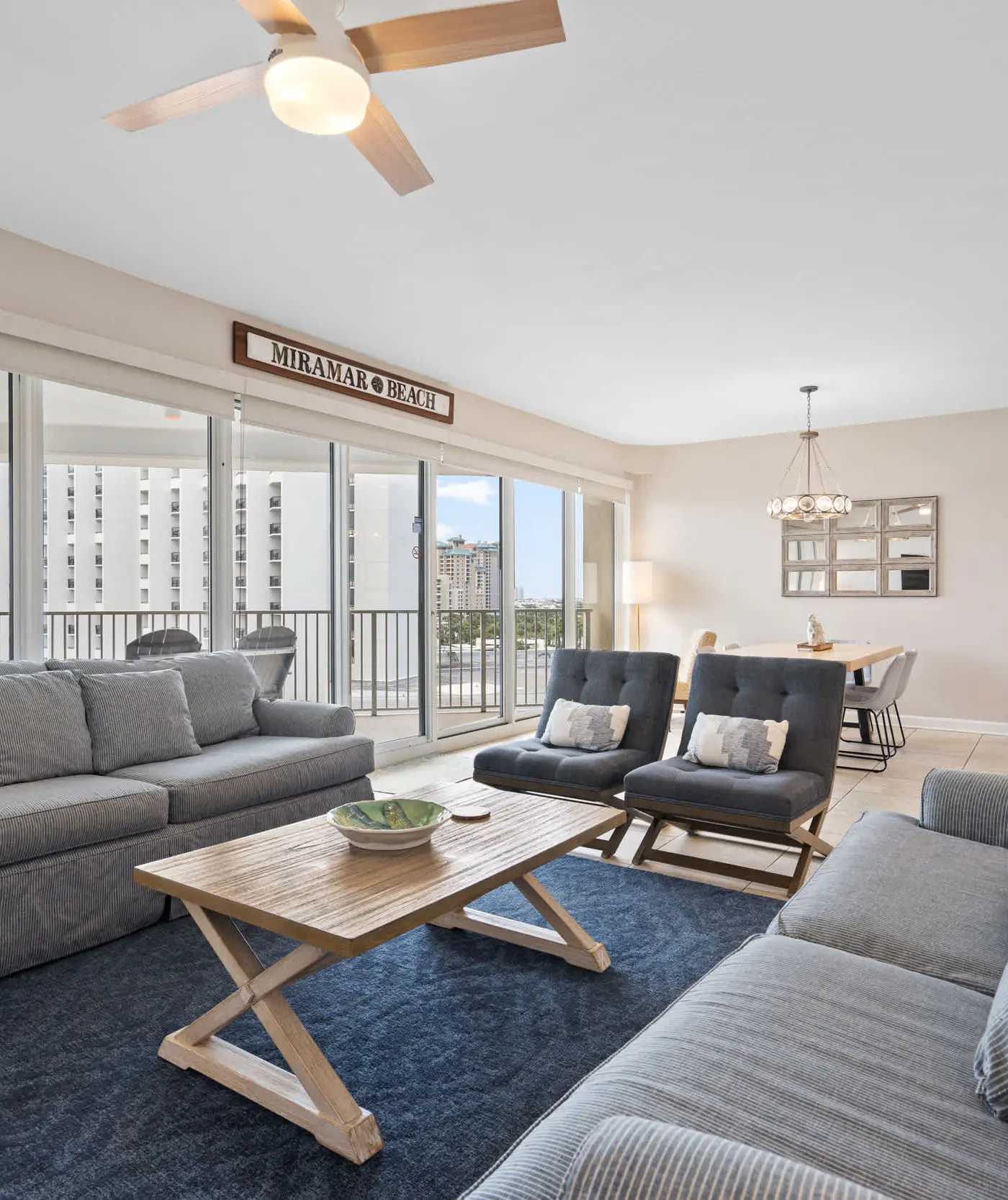 Exclusive beachfront: Gulf views, sleeps 6