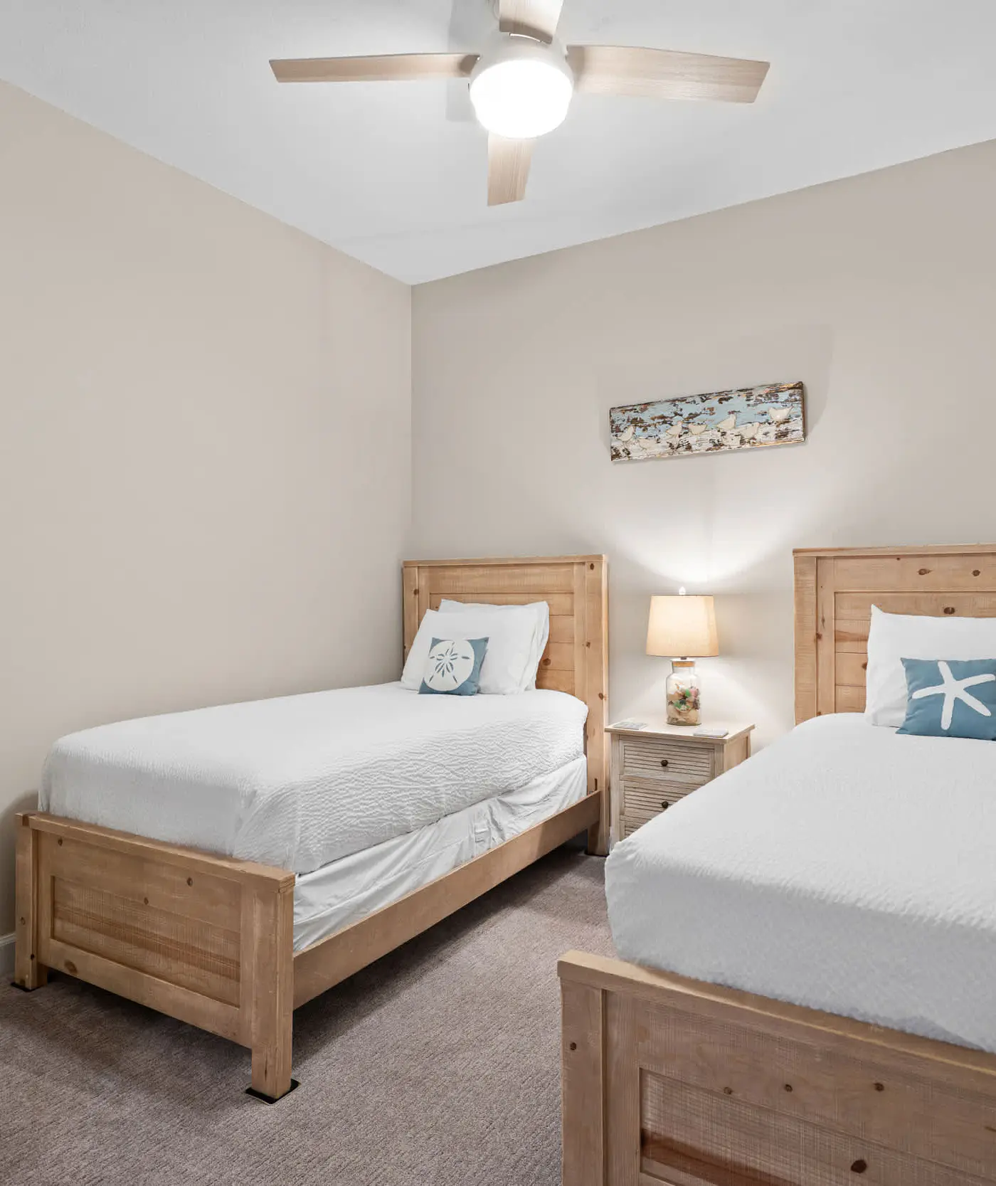 Exclusive beachfront: Gulf views, sleeps 6