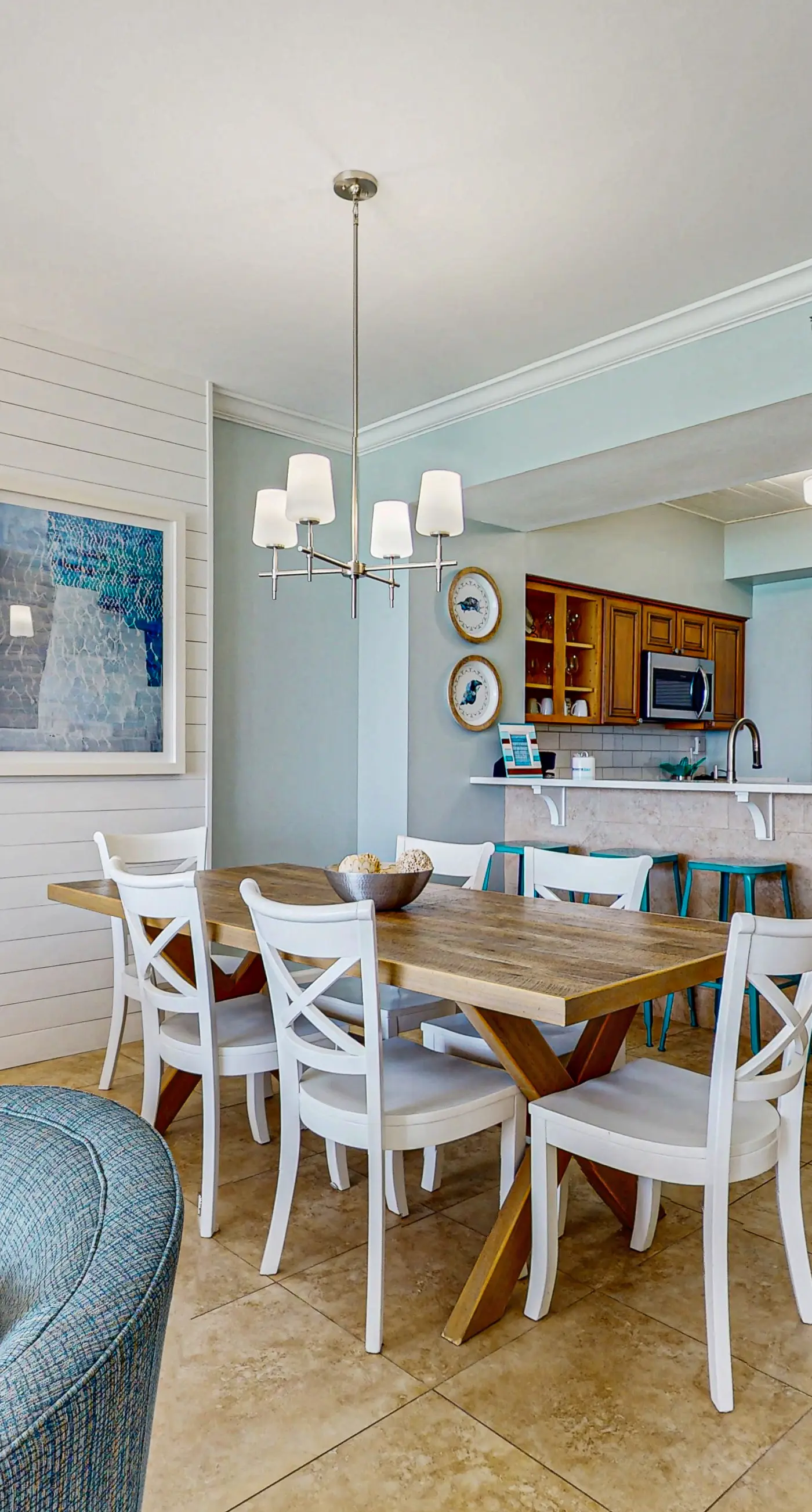 Exclusive beachfront condo w/ pool access