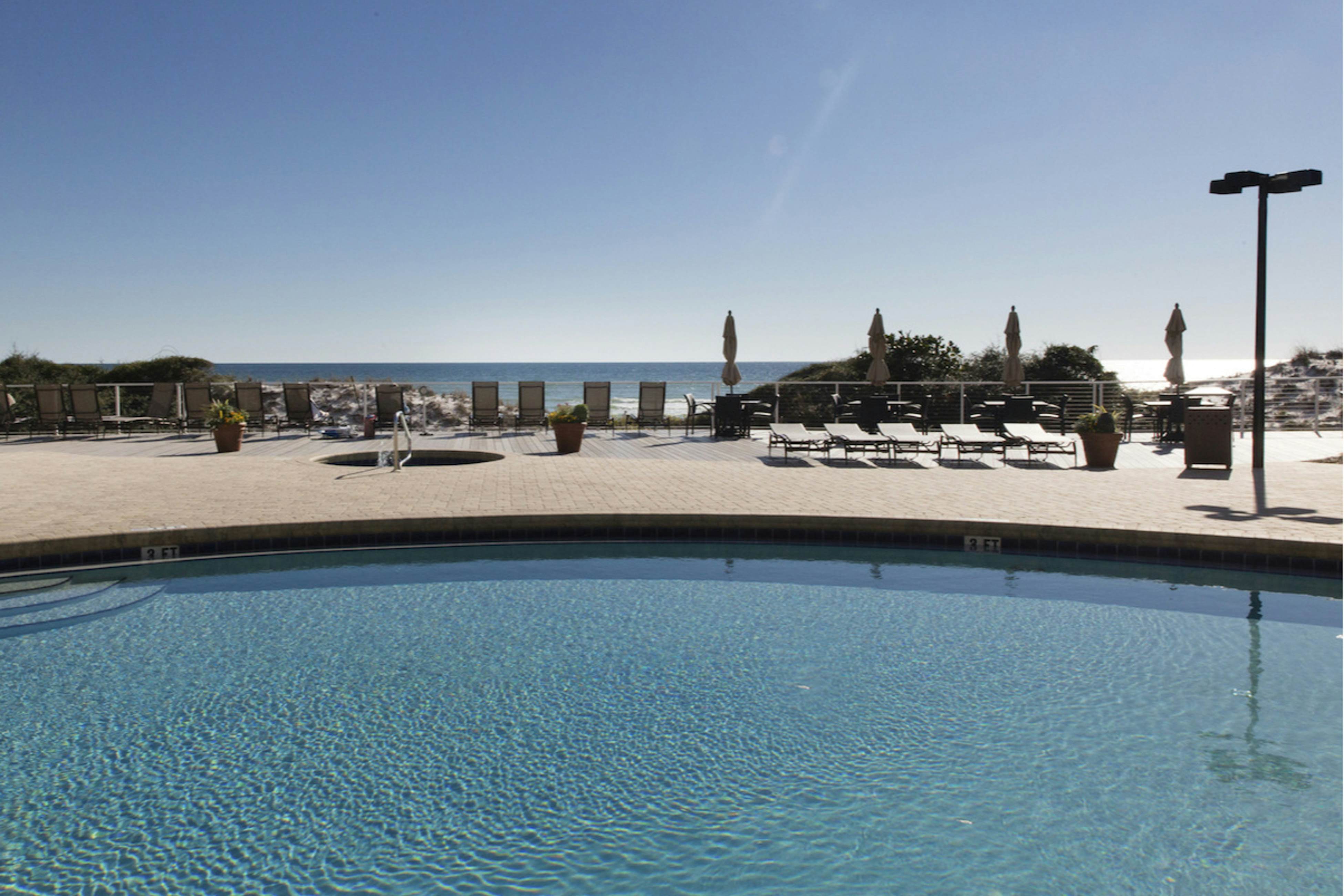 Gulf-Front Condo with Pools Hot Tub and Tennis