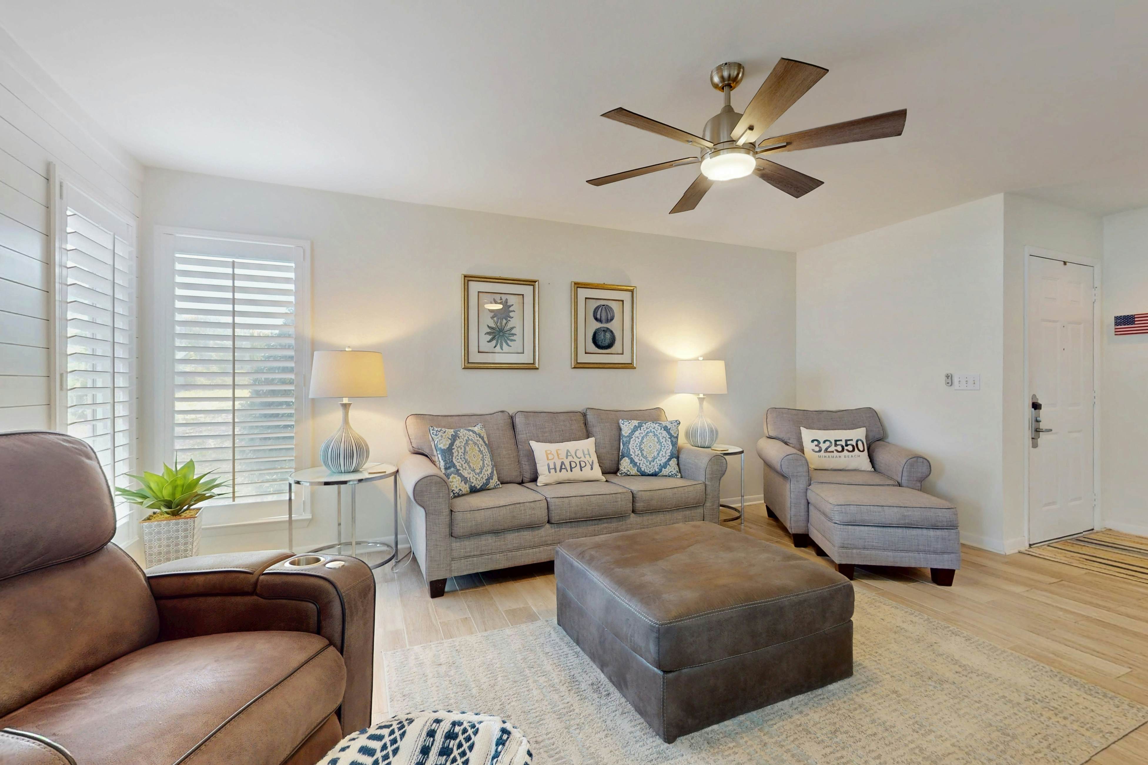 Ground-Floor Condo Near Pool and Beach Tram