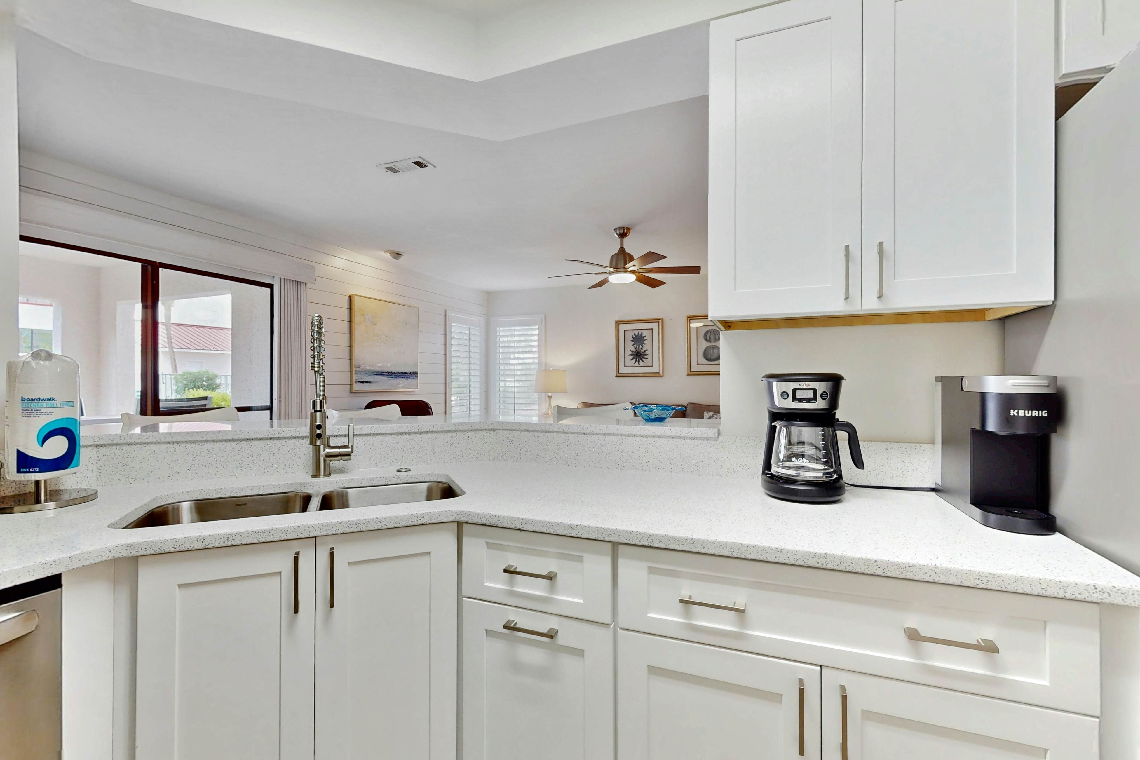 Ground-Floor Condo Near Pool and Beach Tram