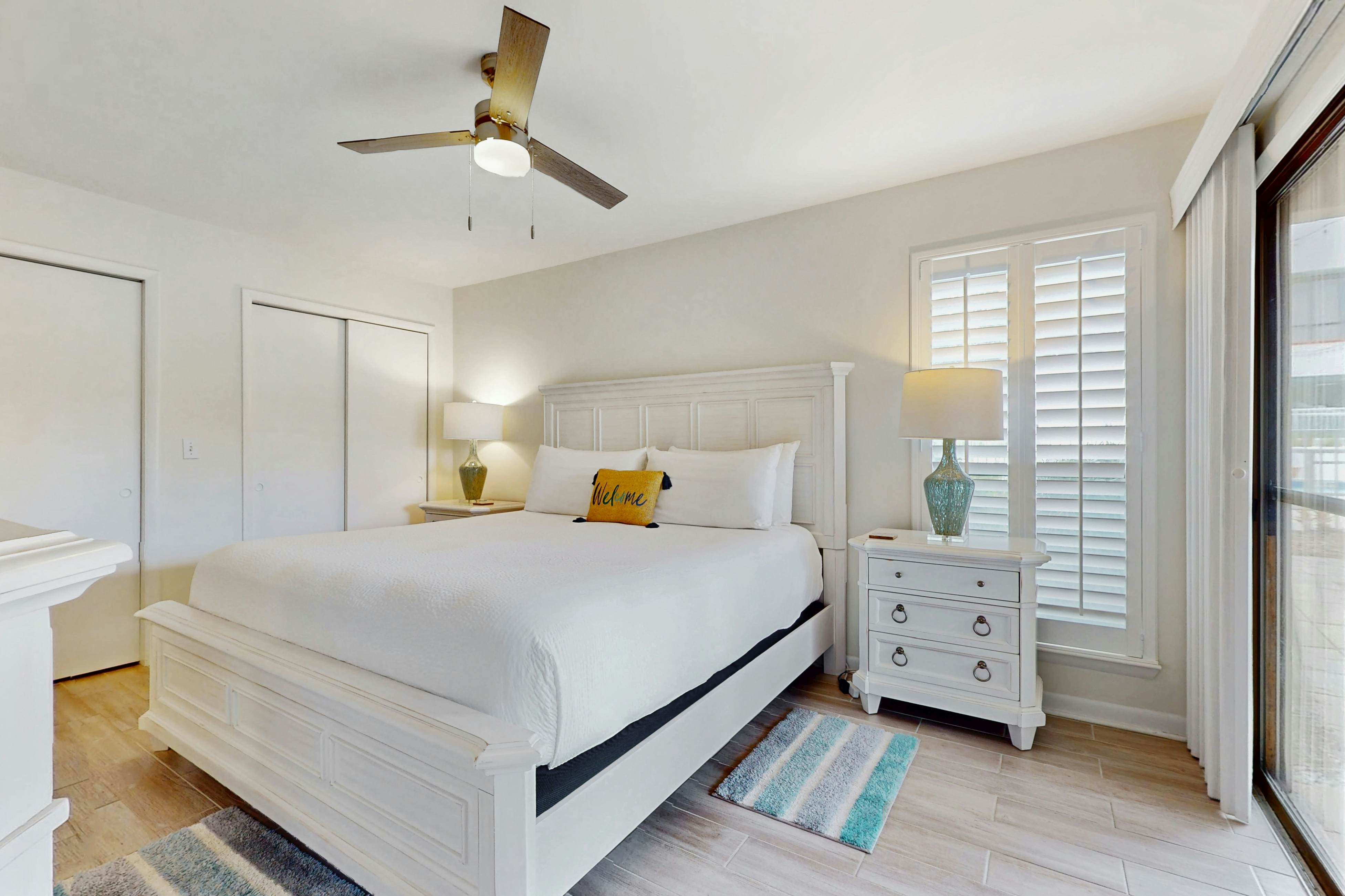 Ground-Floor Condo Near Pool and Beach Tram