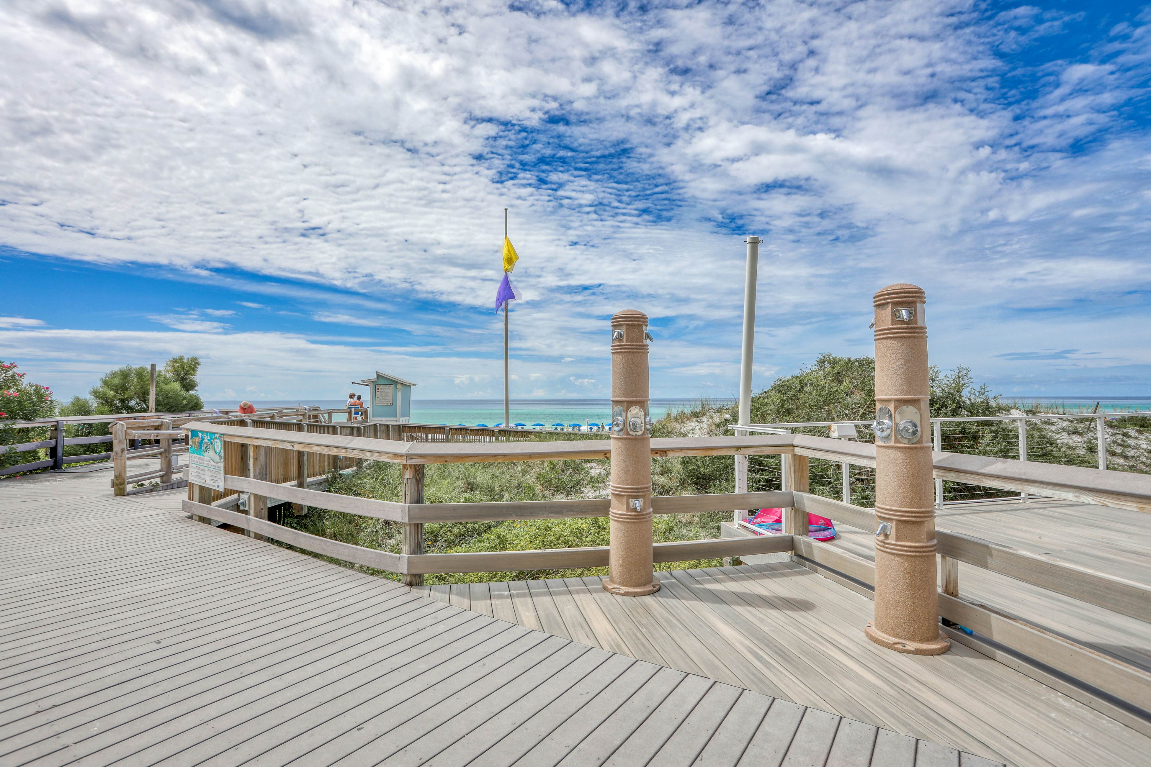 Ground-Floor Condo Near Pool and Beach Tram