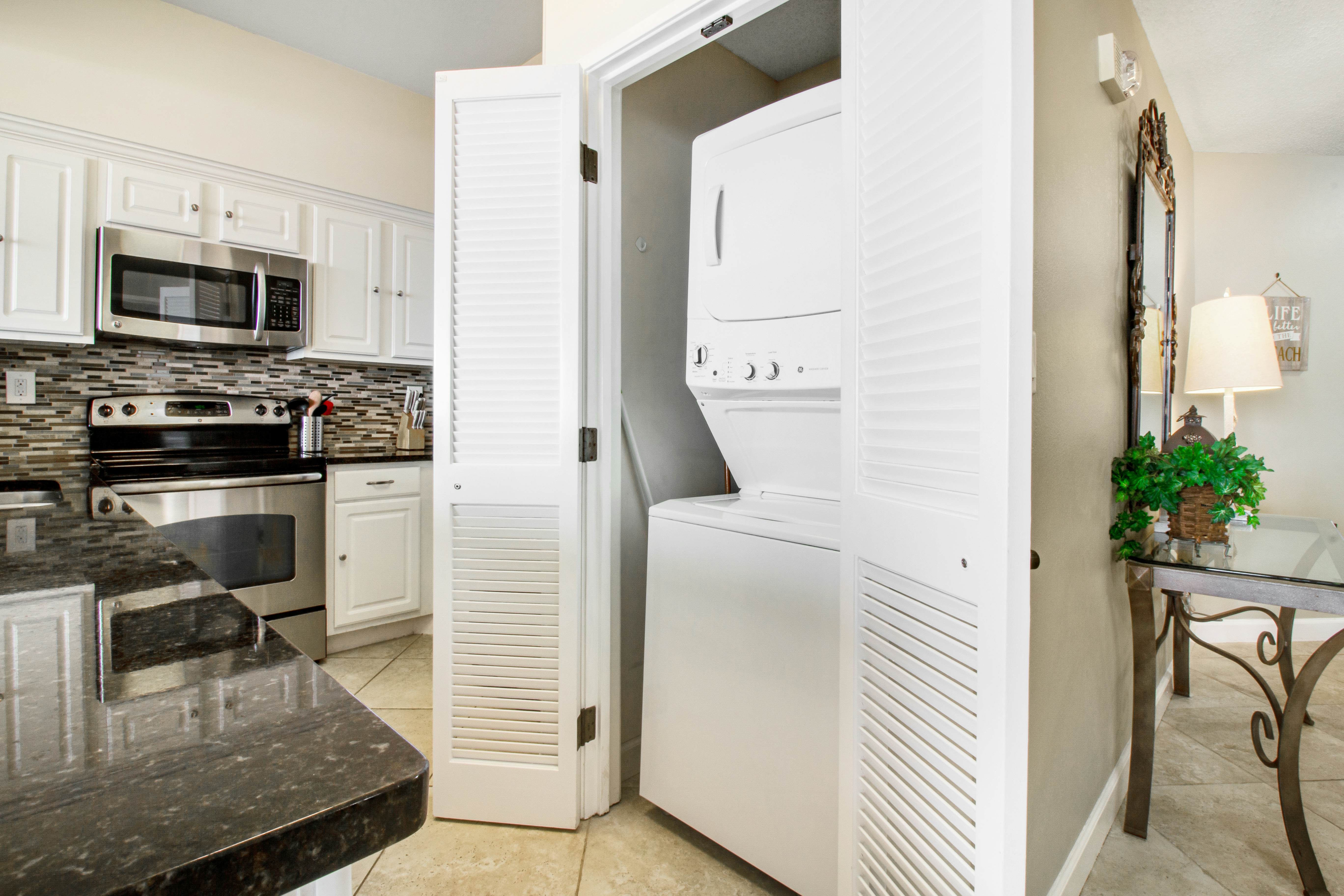 Gulf-Front Condo with Balcony Pools and Gym