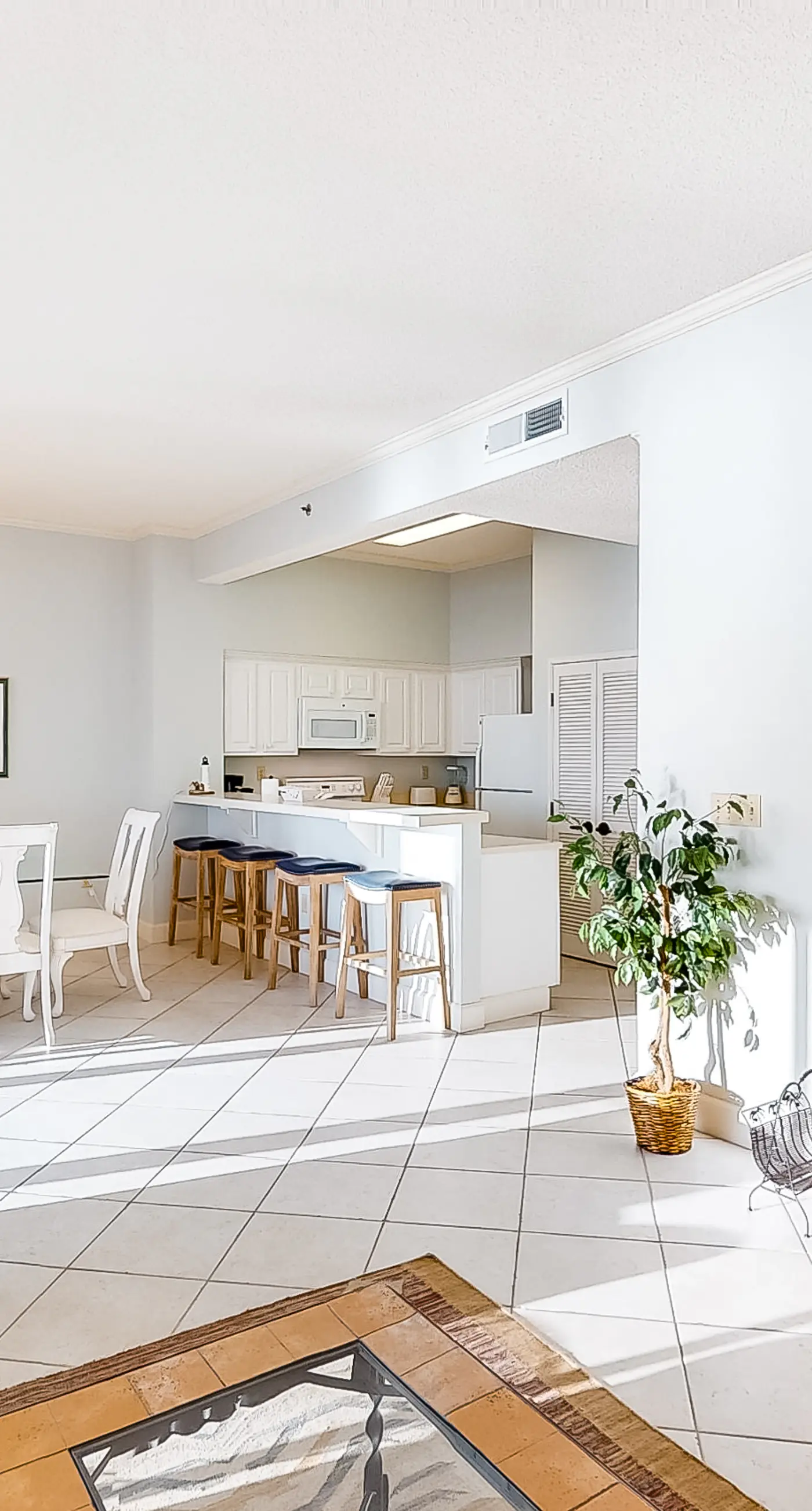 High-Floor Gulf-Front Condo with Balcony