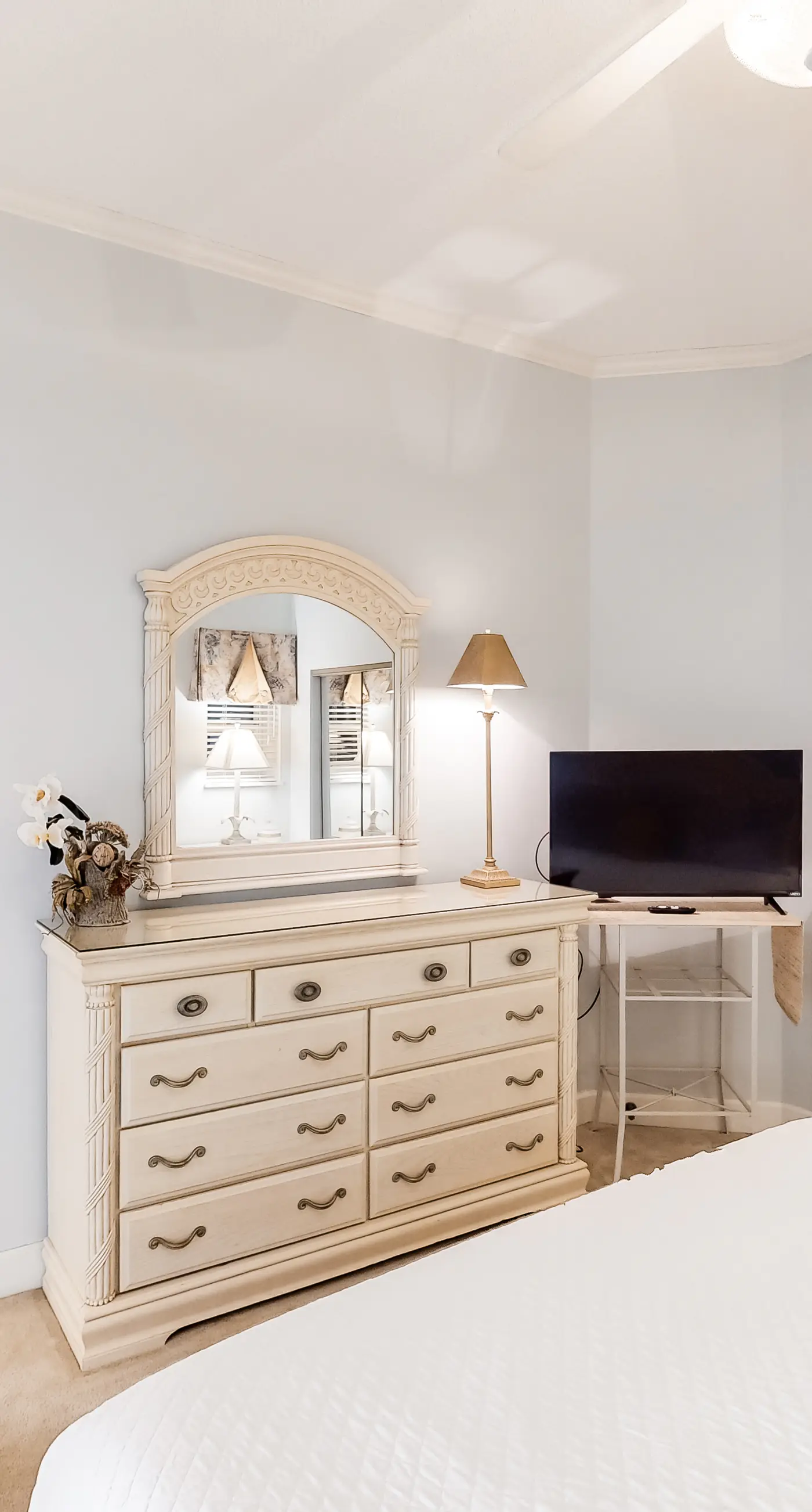 High-Floor Gulf-Front Condo with Balcony