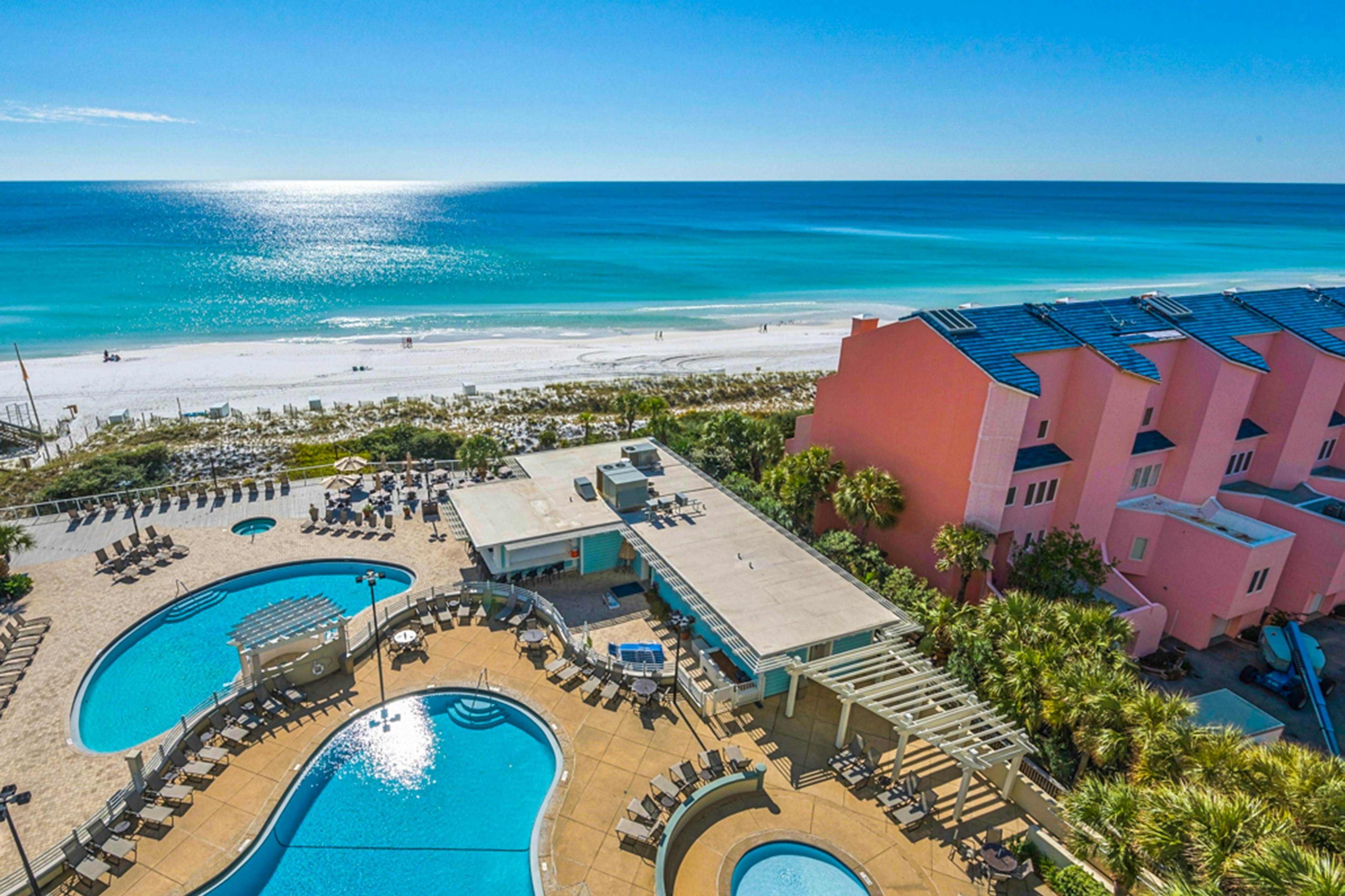 Gulf View Condo with Balcony Pools and Tennis