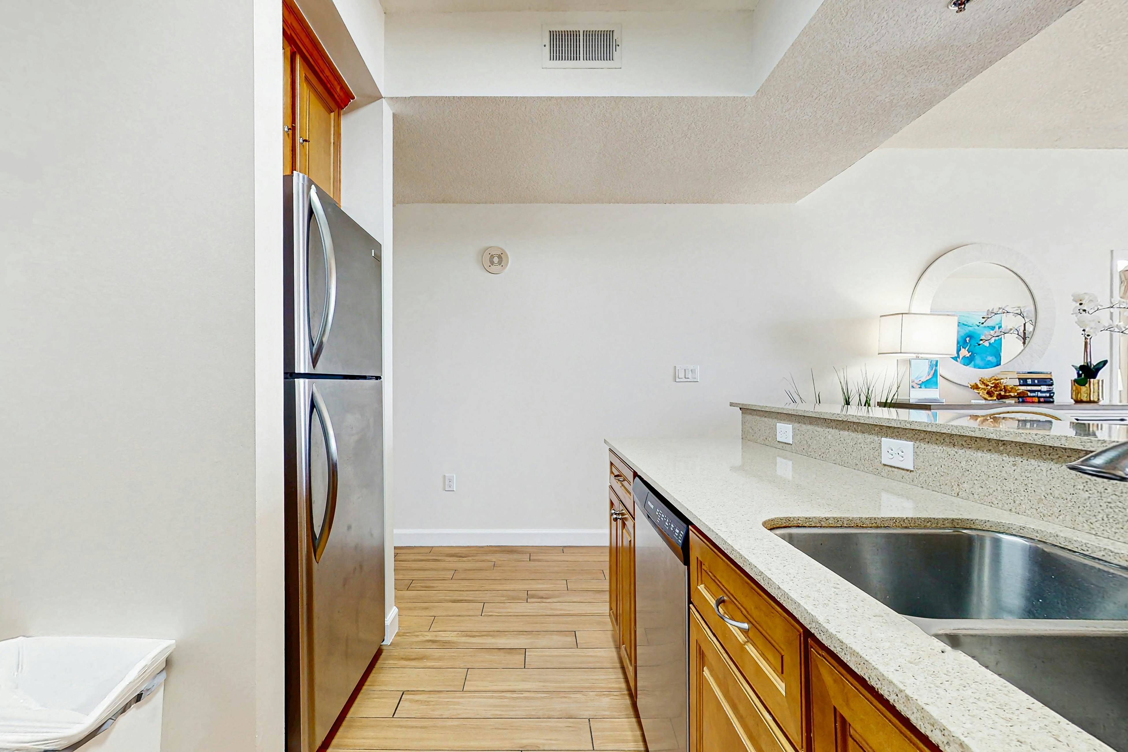 Gulf View Condo with Balcony Pools and Tennis