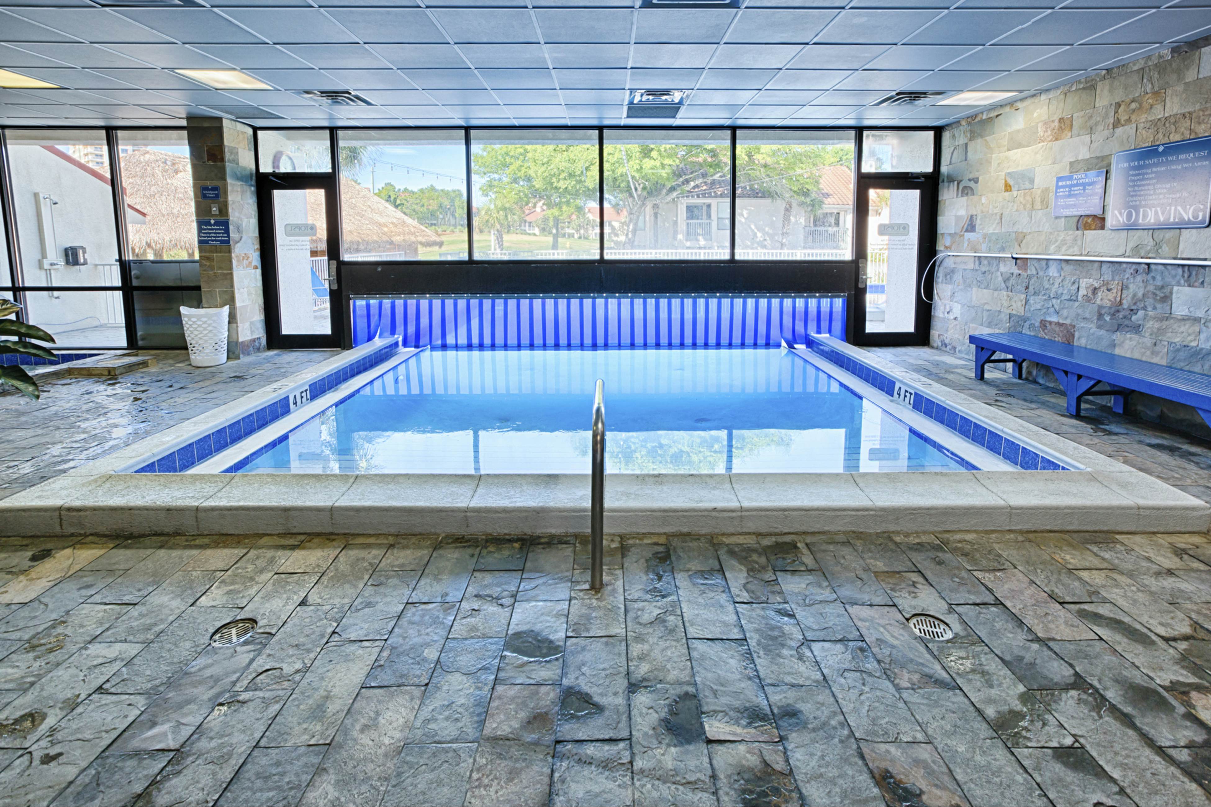 Gulf View Condo with Balcony Pools and Tennis