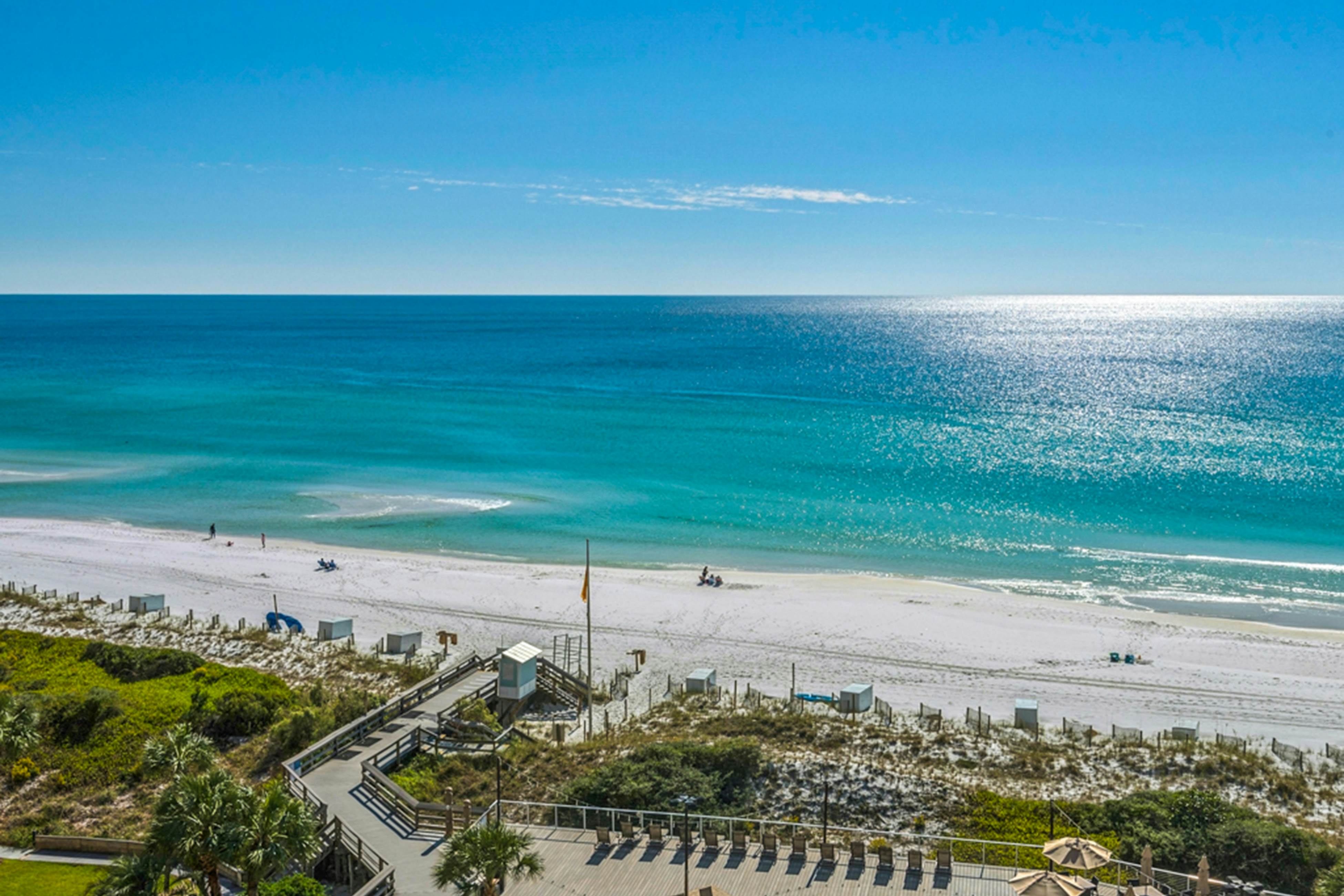 Gulf View Condo with Balcony Pools and Tennis