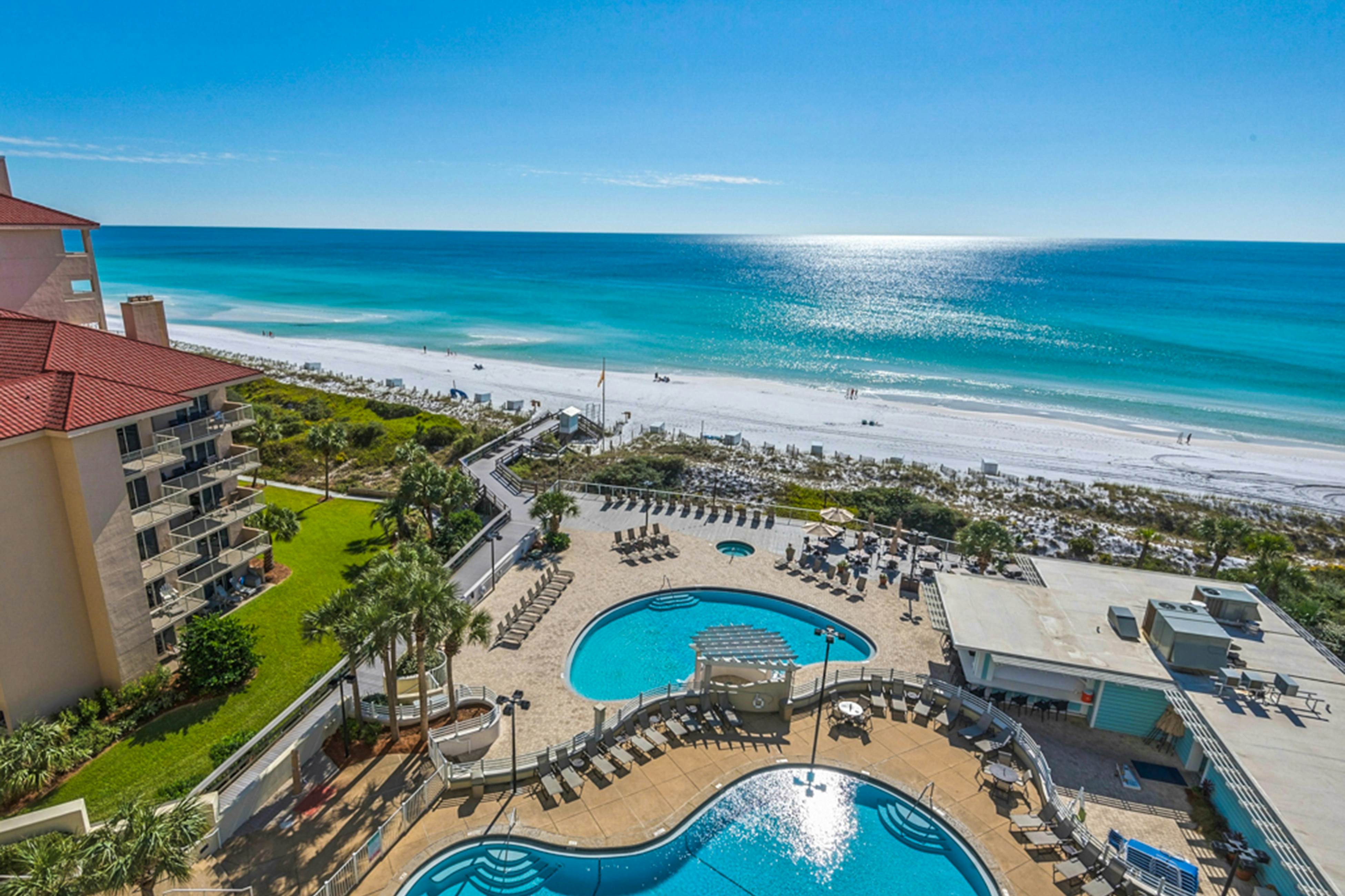 Gulf View Condo with Balcony Pools and Tennis
