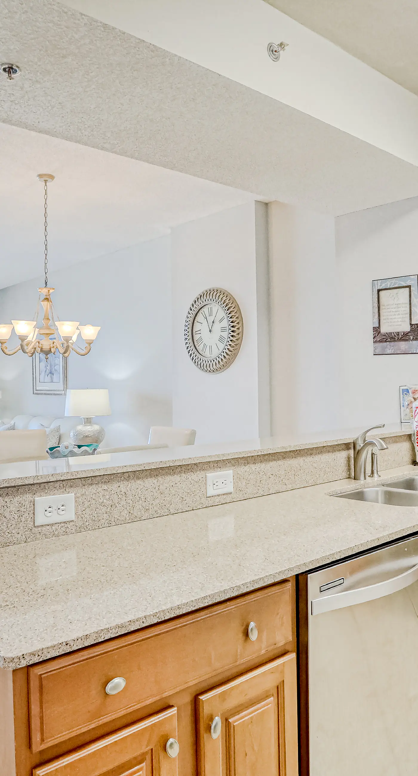 13th-Floor Gulf-Front Condo with Pool and Gym