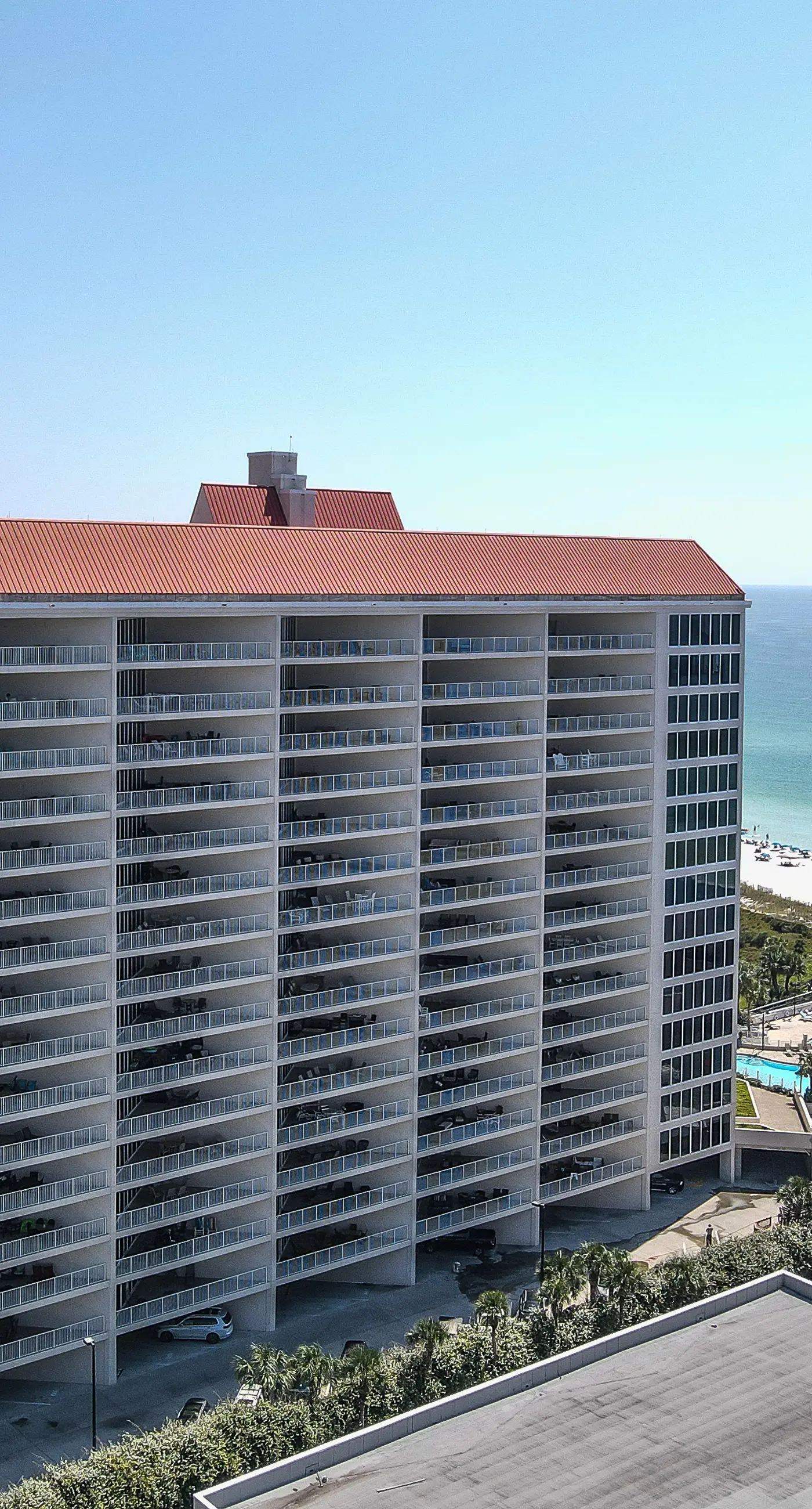 13th-Floor Gulf-Front Condo with Pool and Gym