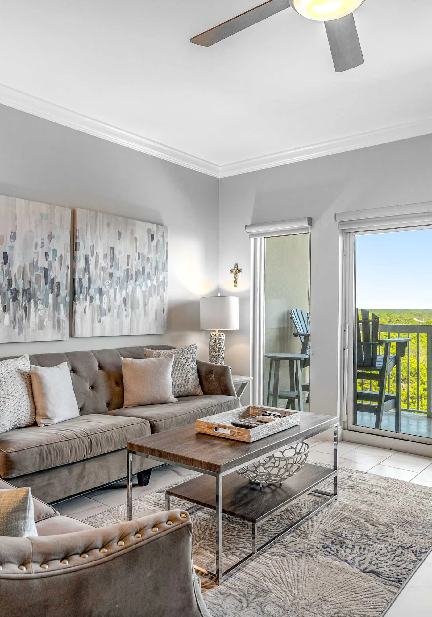 Shoreline views, private balcony retreat