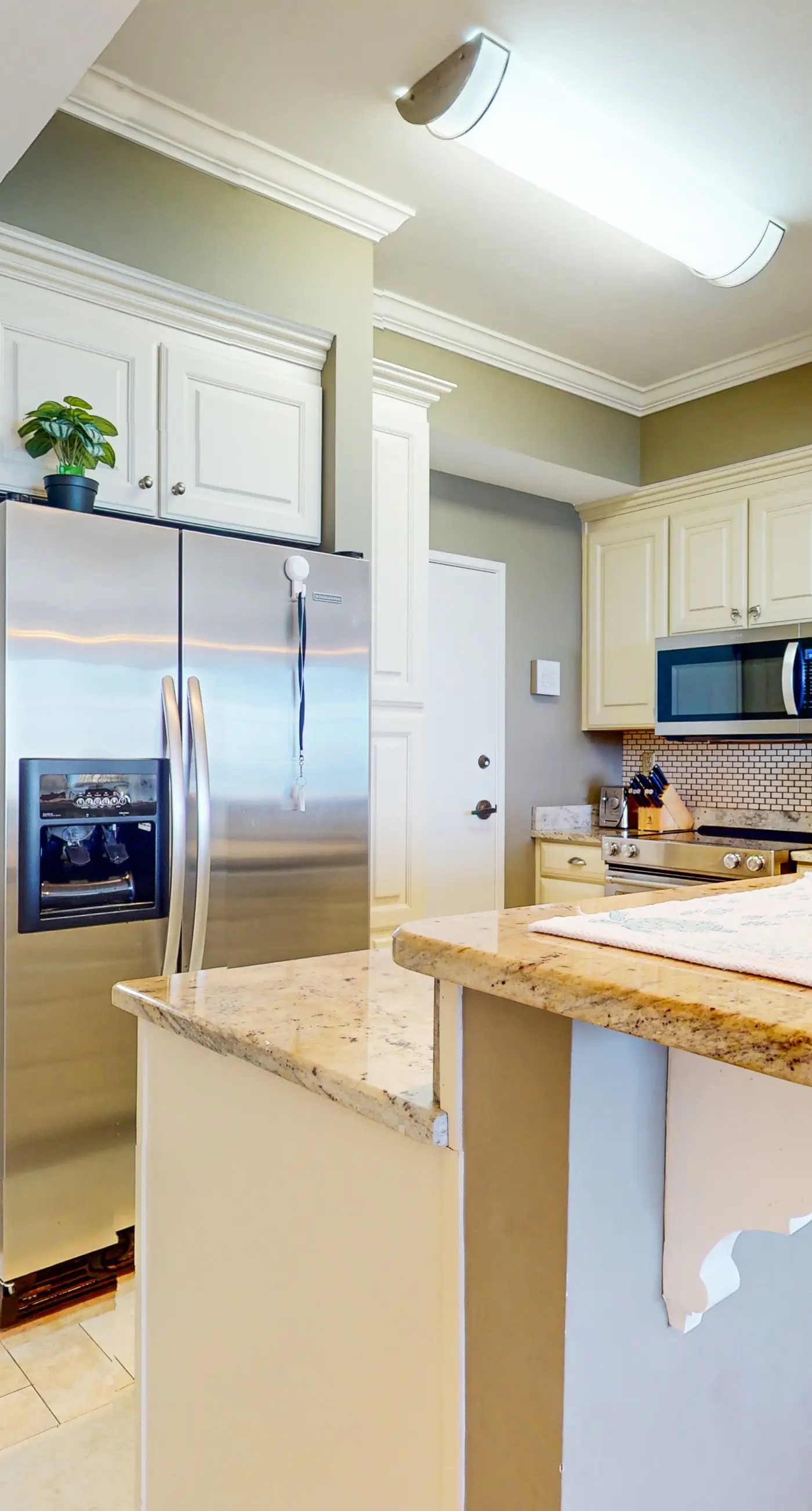 Exclusive Gulf-front Condo w/ Private Balcony