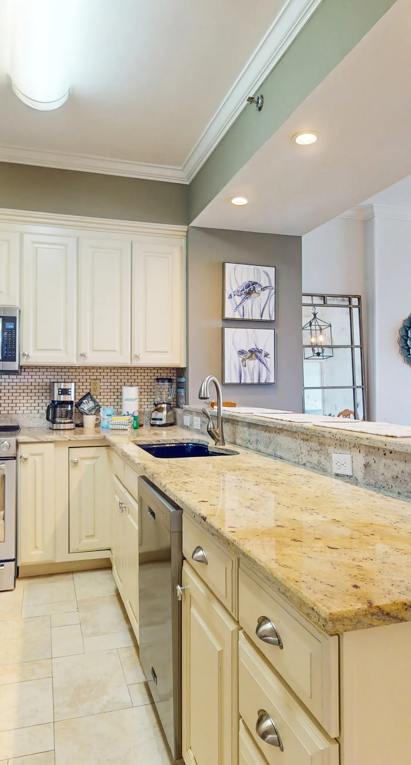 Exclusive Gulf-front Condo w/ Private Balcony
