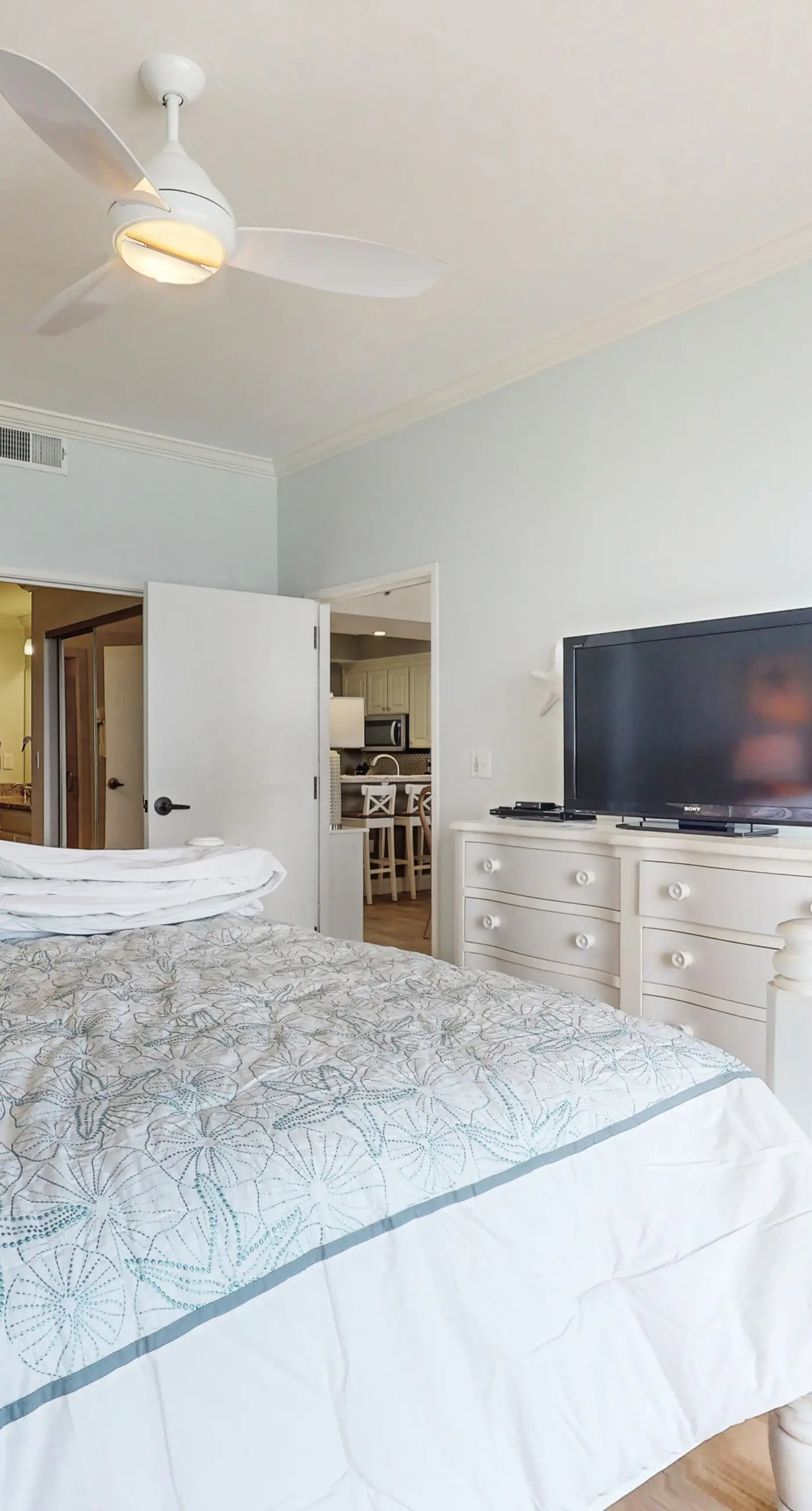 Exclusive Gulf-front Condo w/ Private Balcony