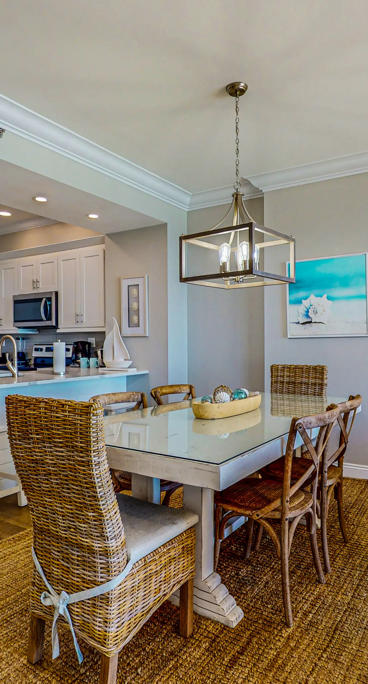 Oceanfront condo with breathtaking views