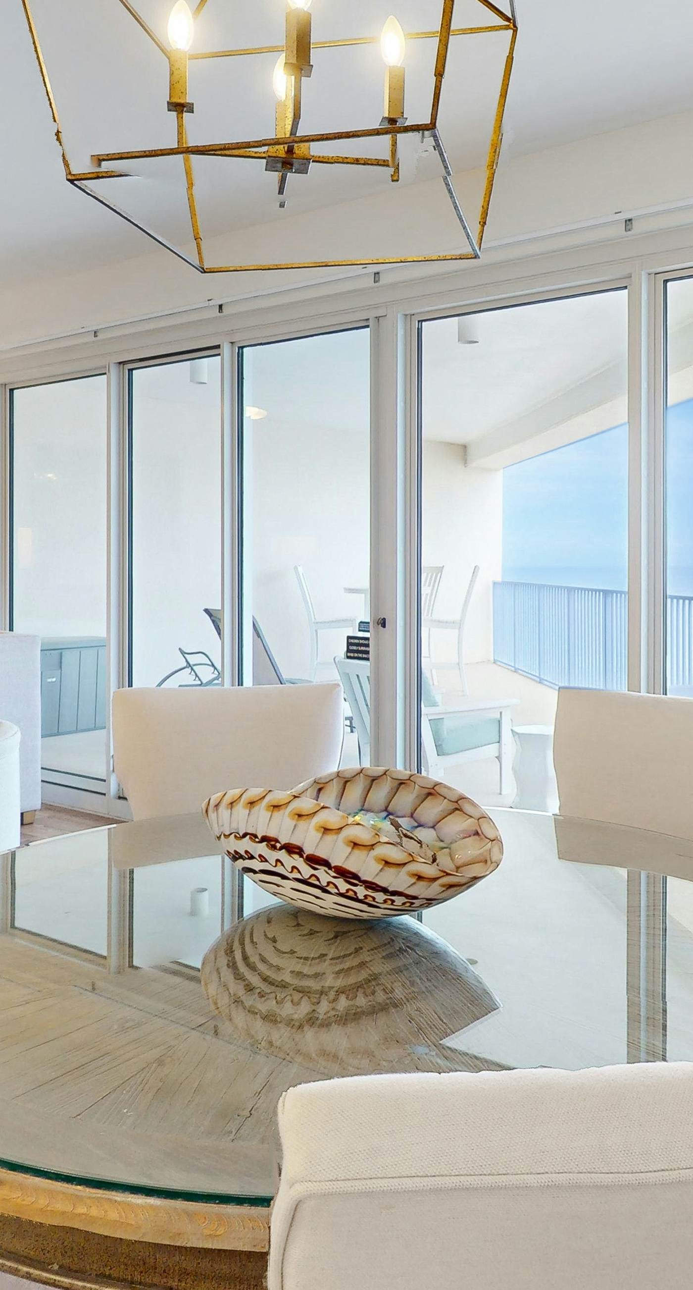 Elegant 9th-Floor Condo with Pools and Gym