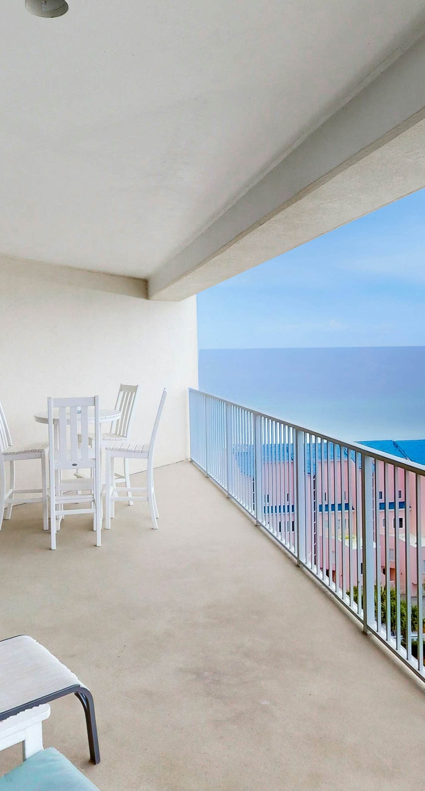 Elegant 9th-Floor Condo with Pools and Gym