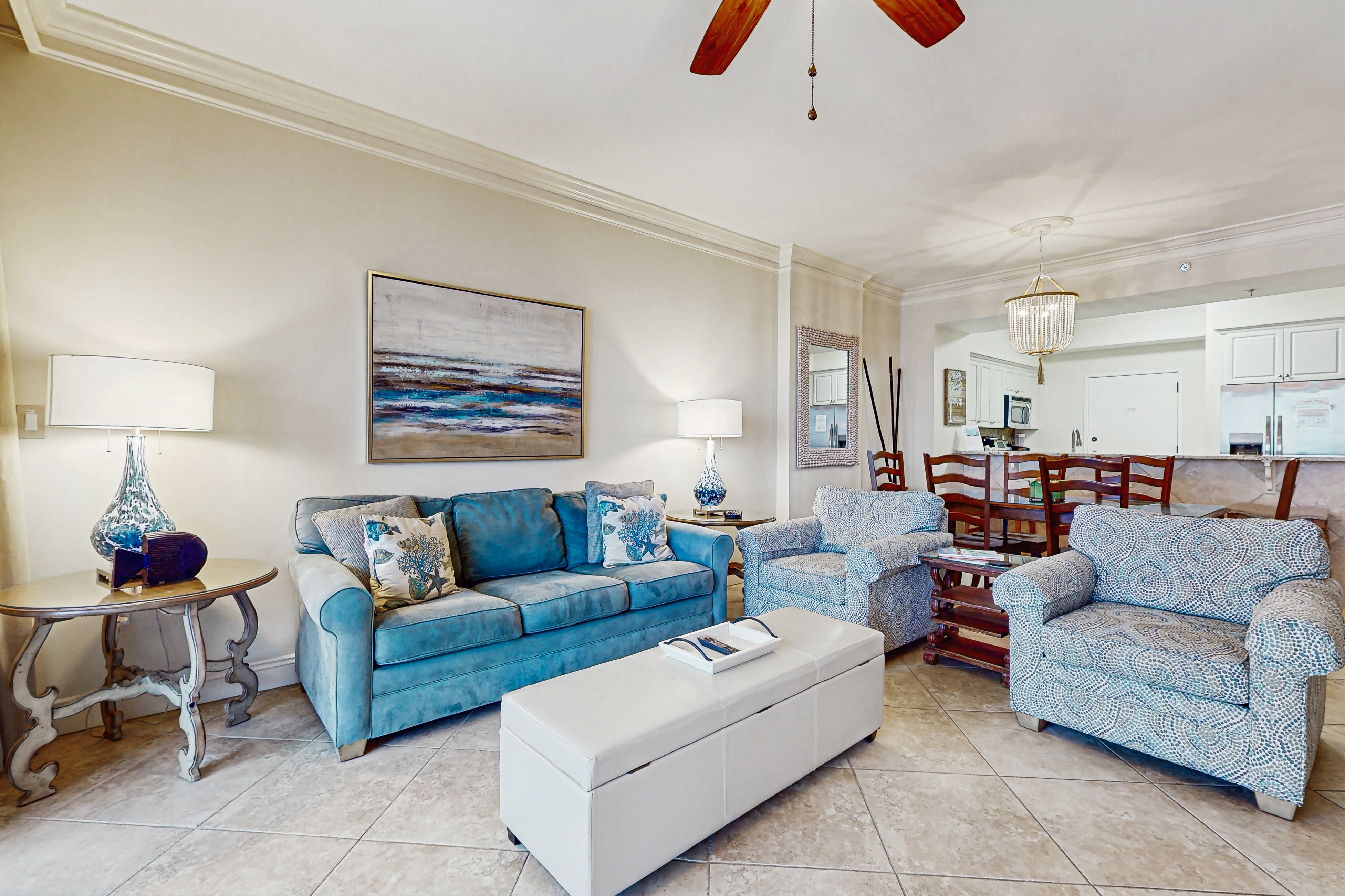 Beachfront Condo with Pool and Hot Tub