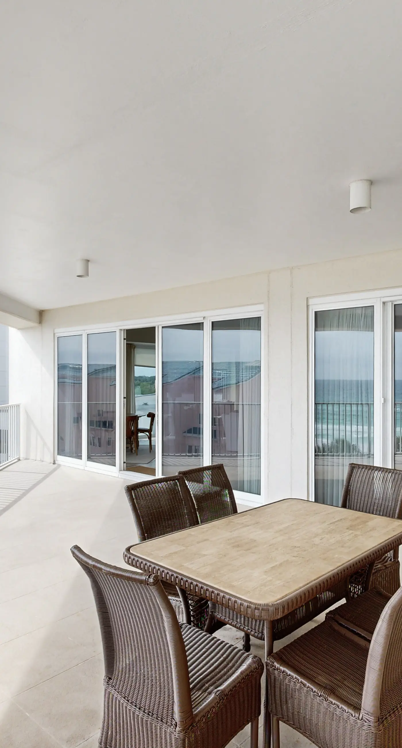 3BR beachfront condo with Gulf views