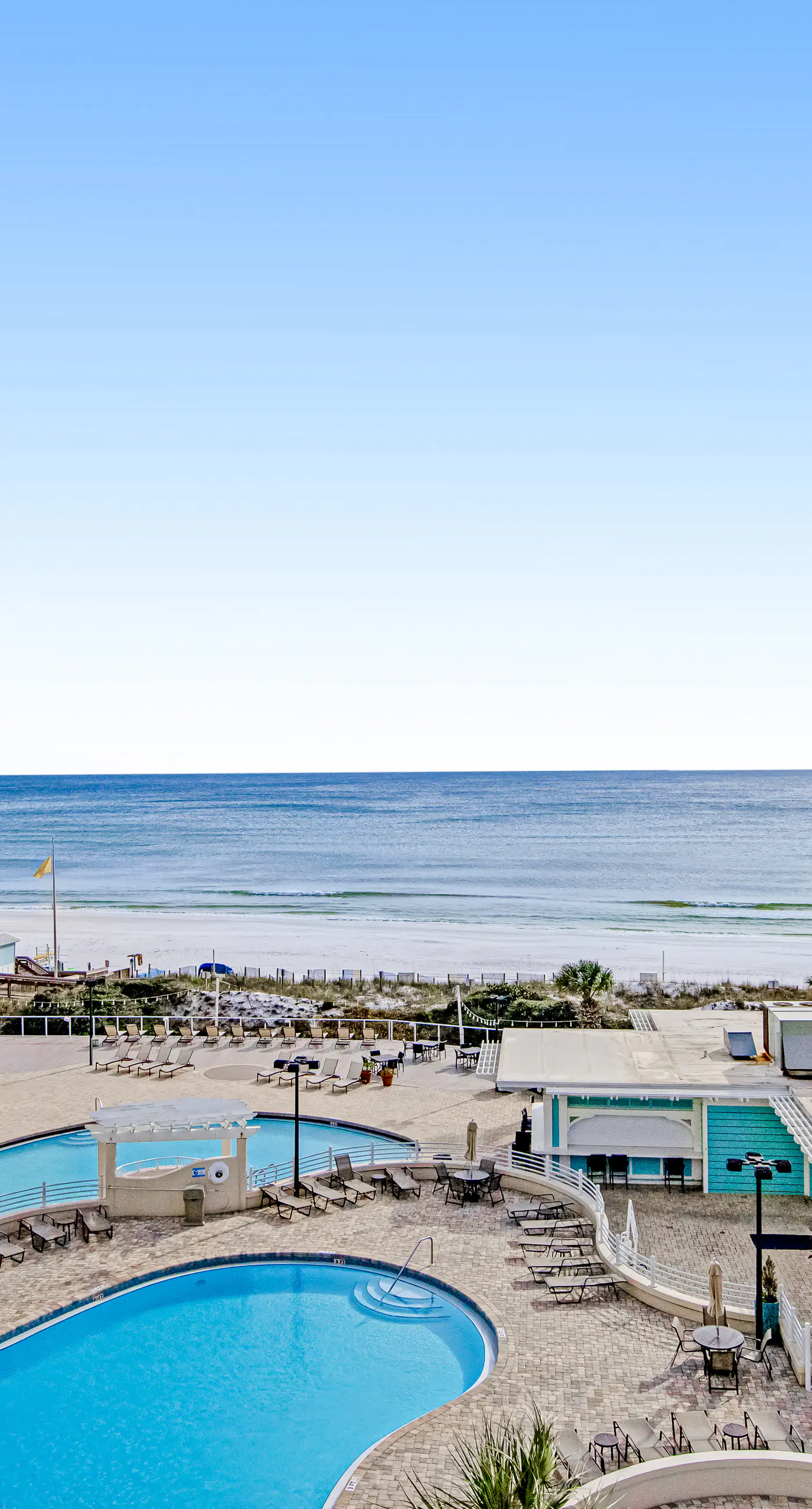 3BR beachfront condo with Gulf views