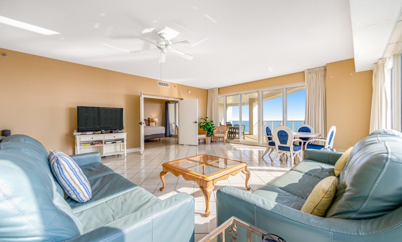Bright Beachfront Condo with Pool and Balcony