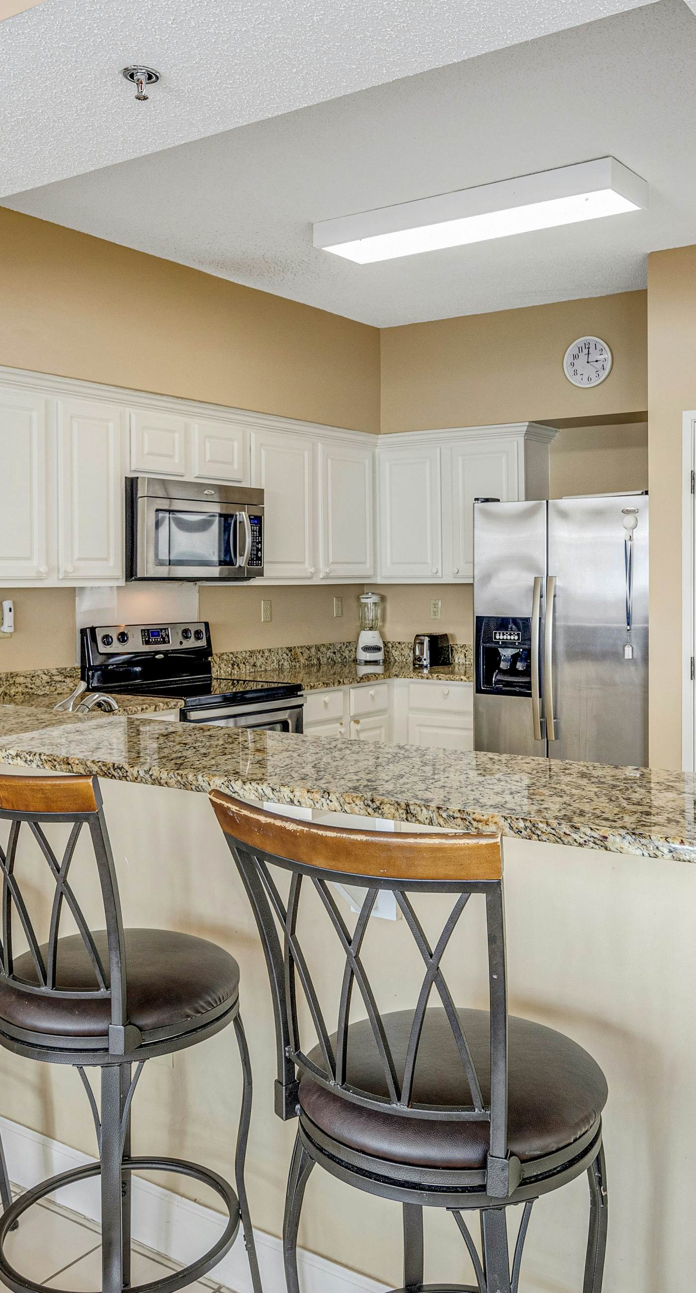 Bright Beachfront Condo with Pool and Balcony