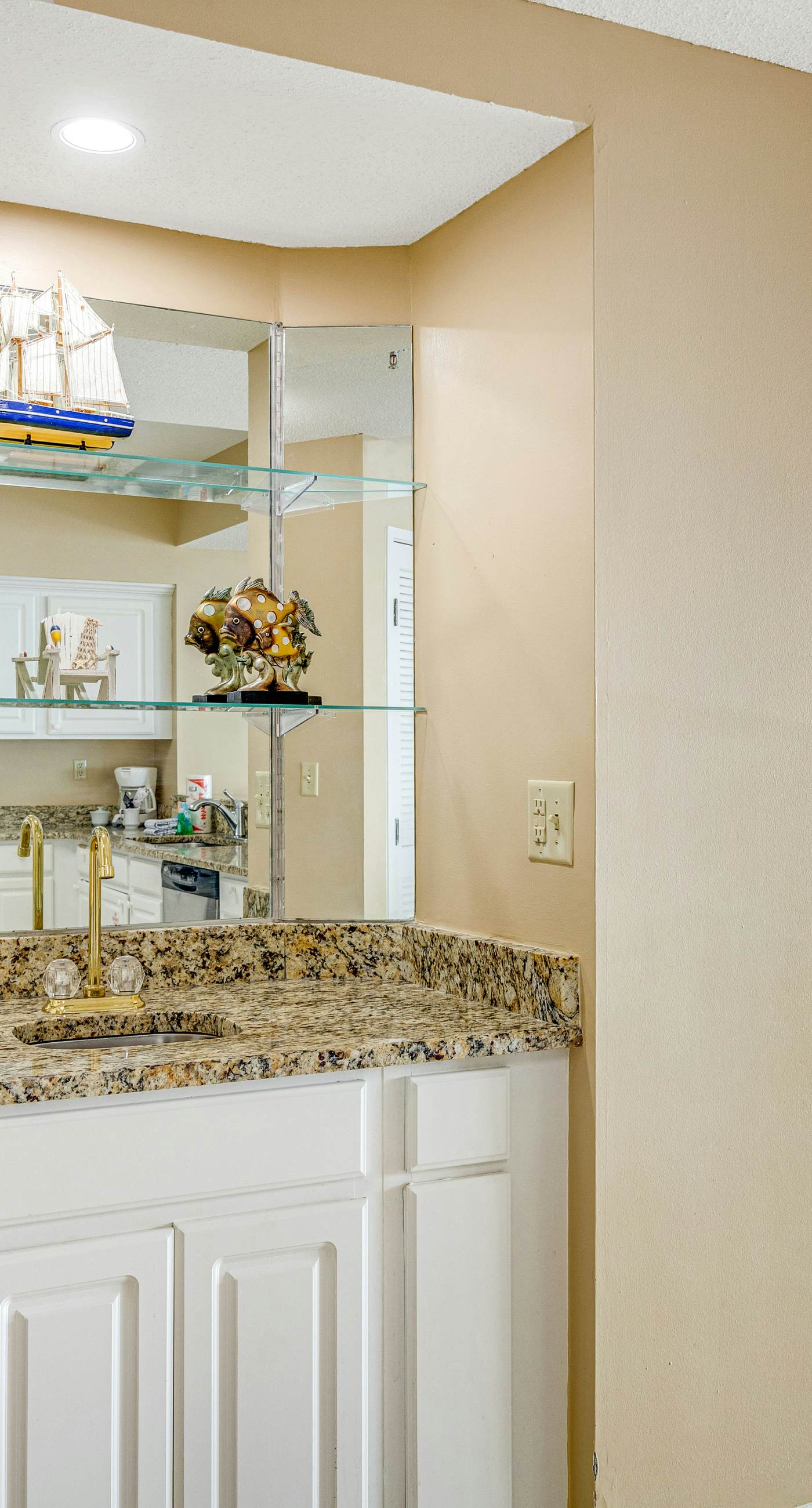 Bright Beachfront Condo with Pool and Balcony