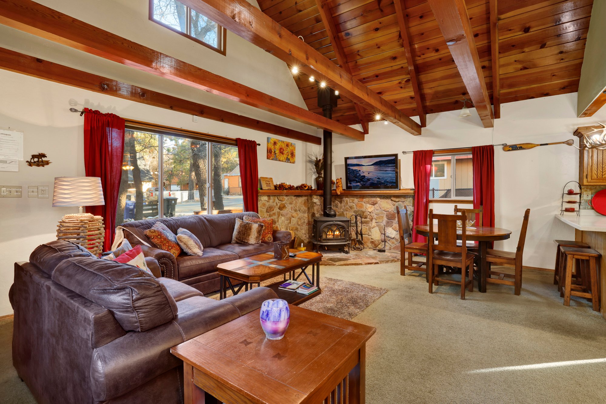 2582-Oakwood Cottage