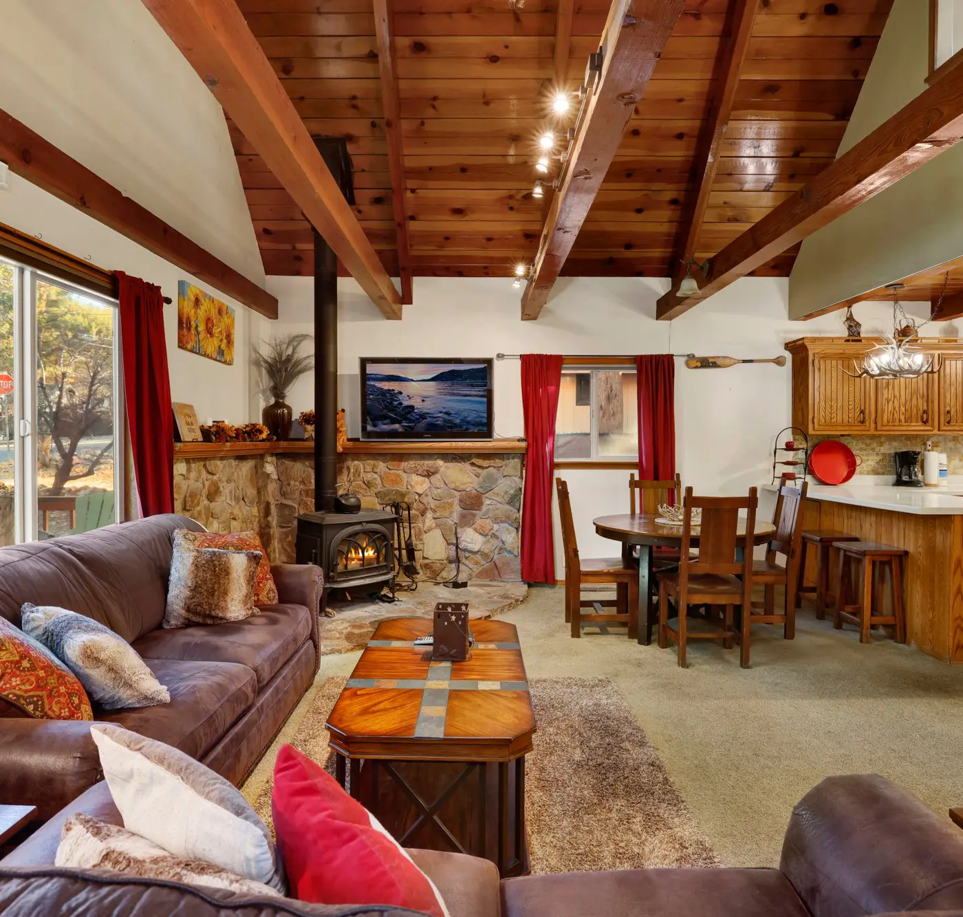 2582-Oakwood Cottage